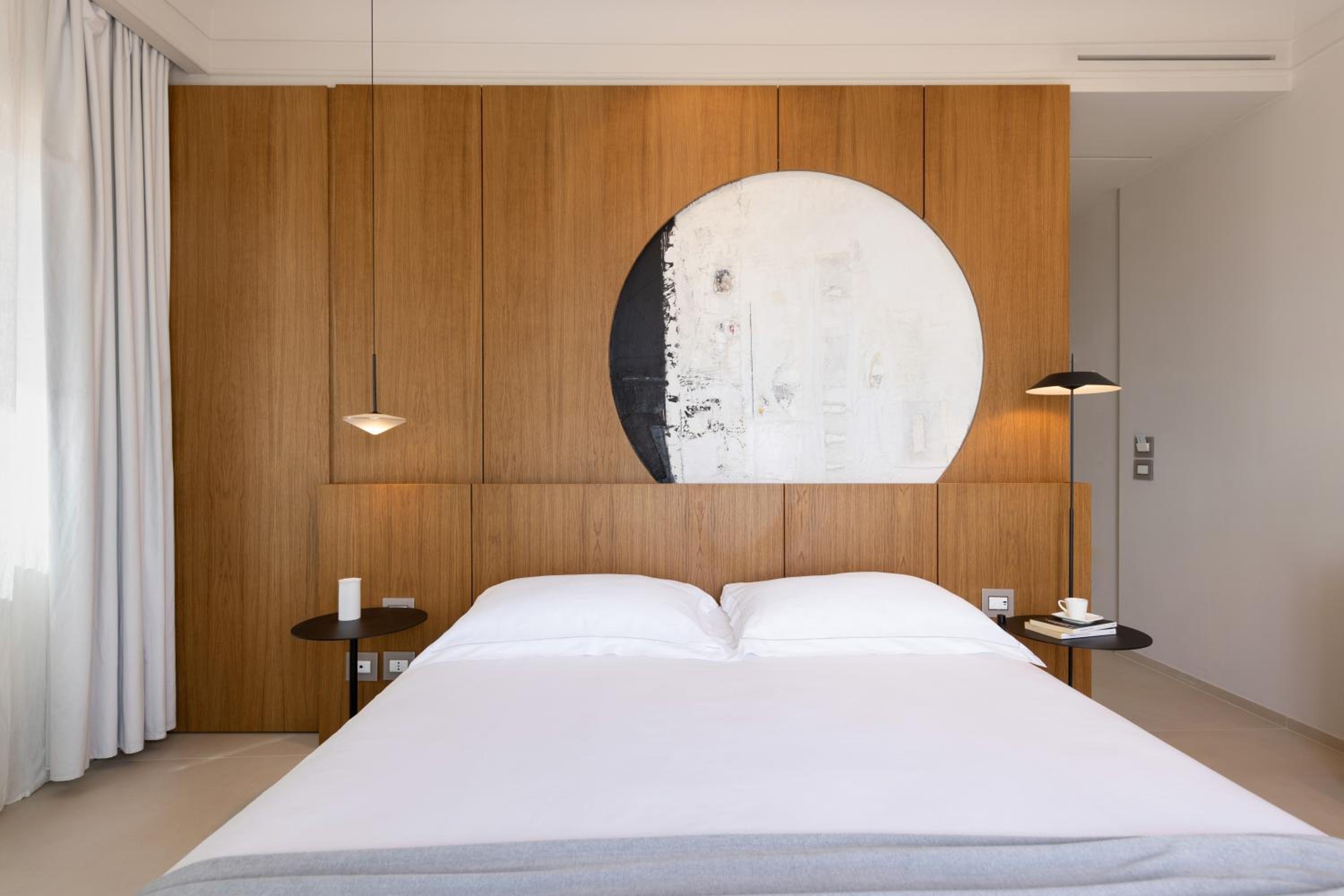 Superior Double Room with Partial Sea View - Photo 1