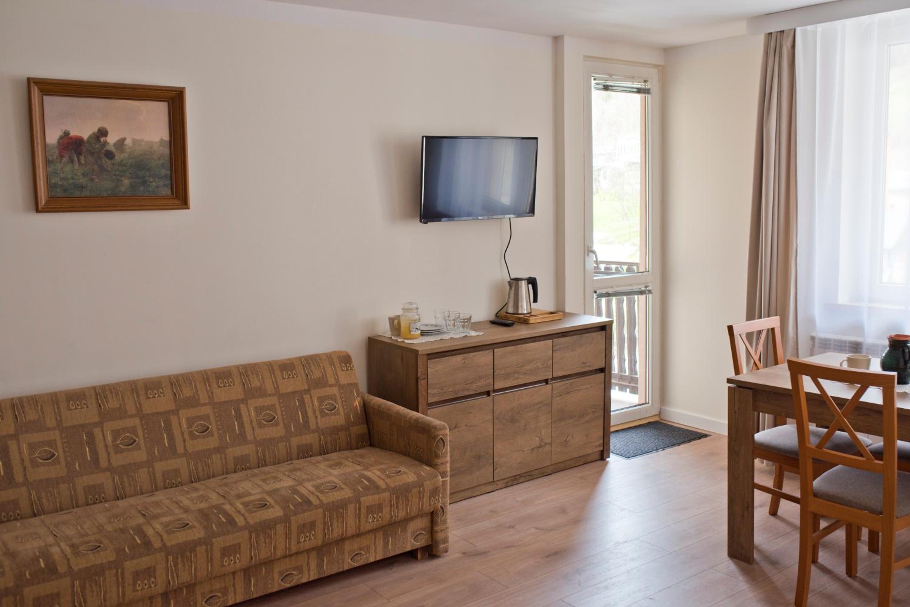 Quadruple Room with Balcony photo 2