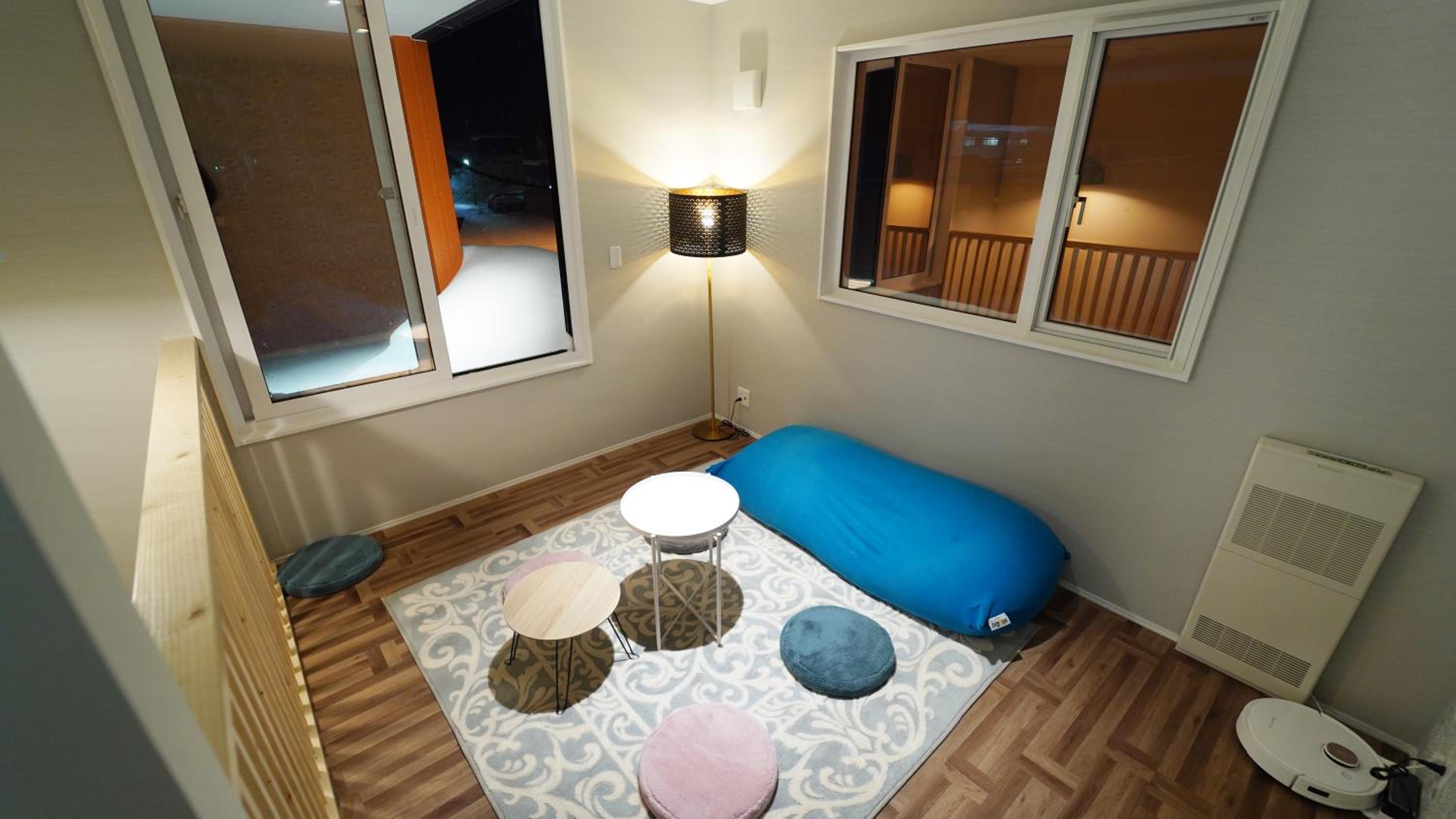 Family Room with Private Bathroom photo 1