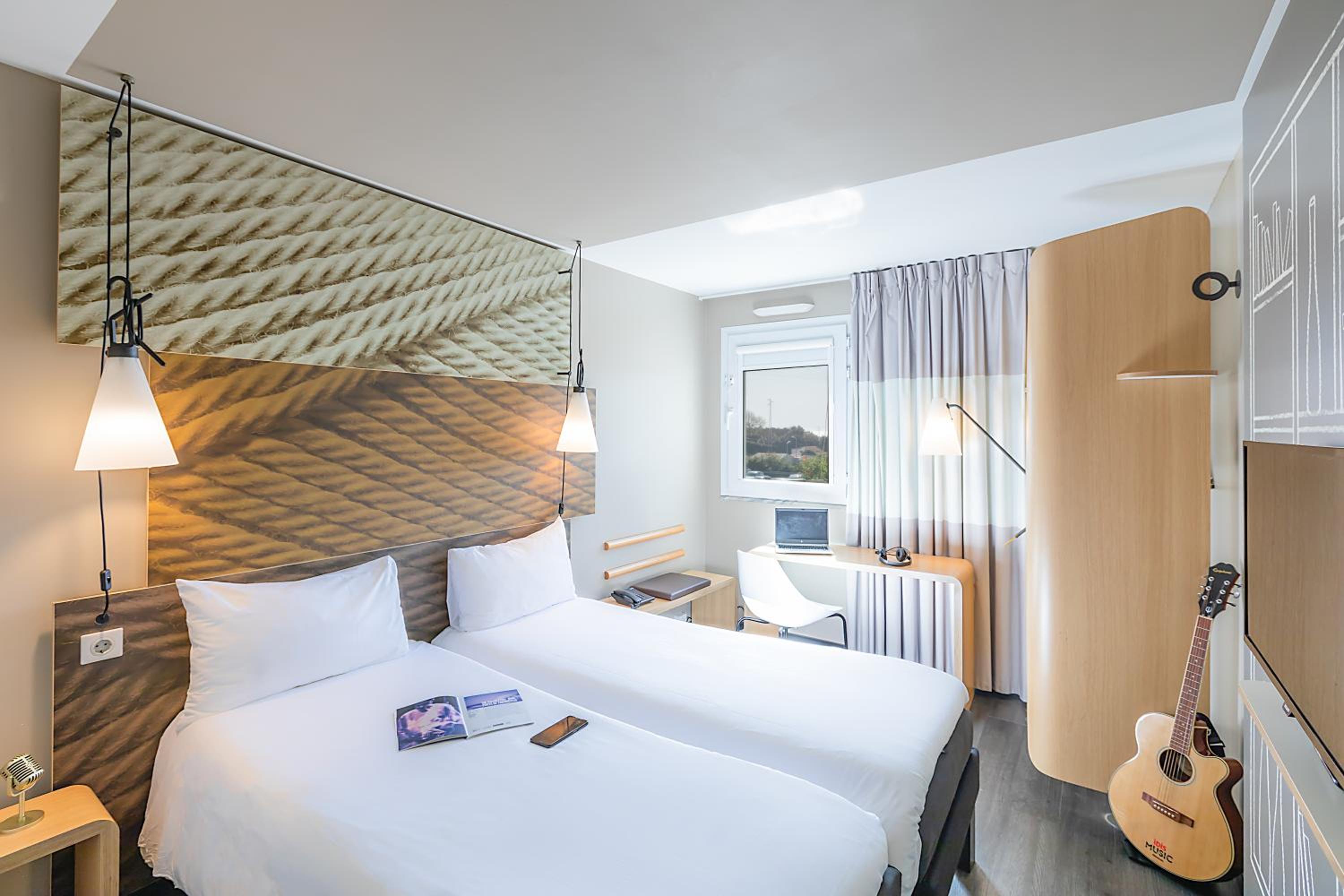 Available room