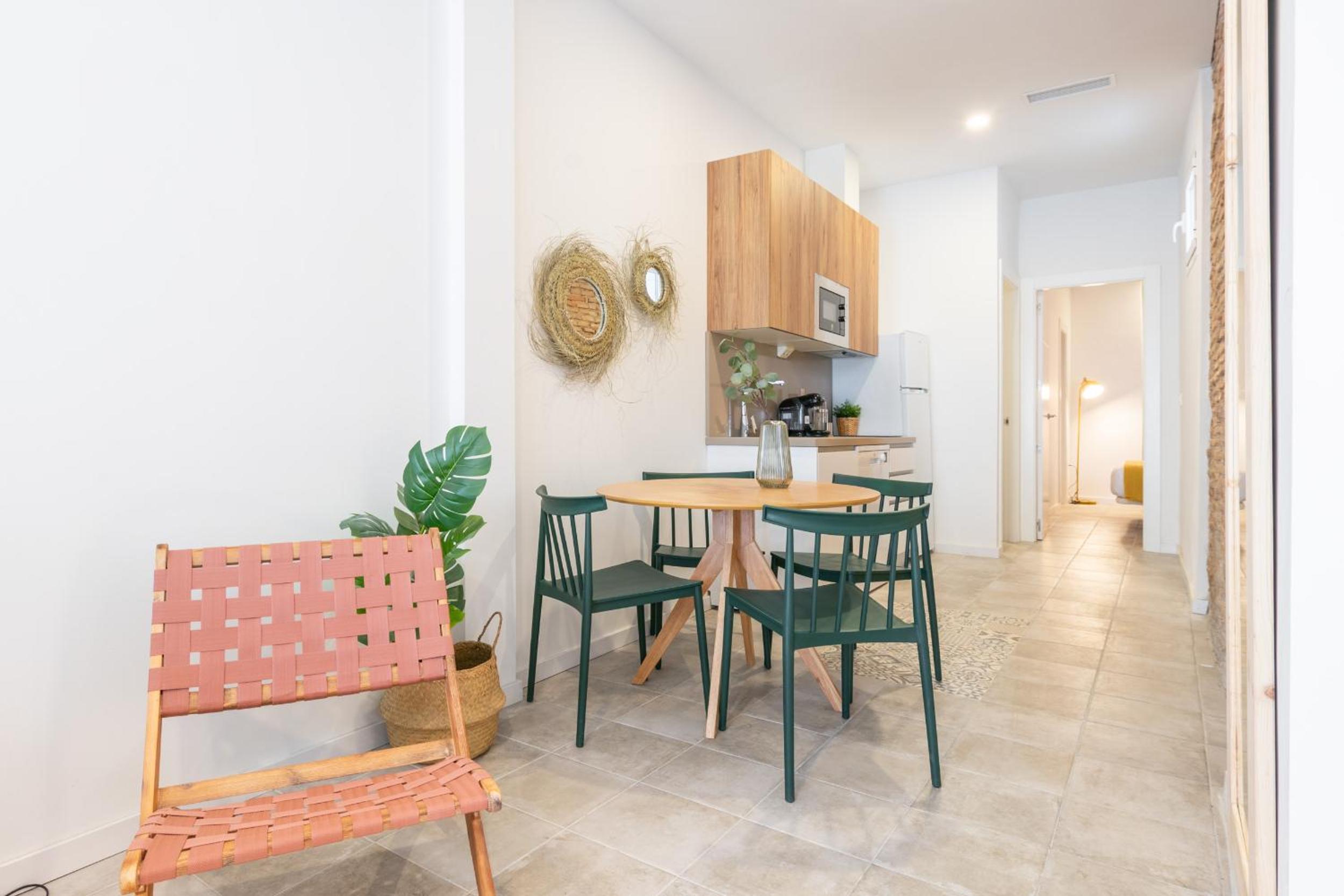 Two-Bedroom Apartment - Ground Floor - Photo 10