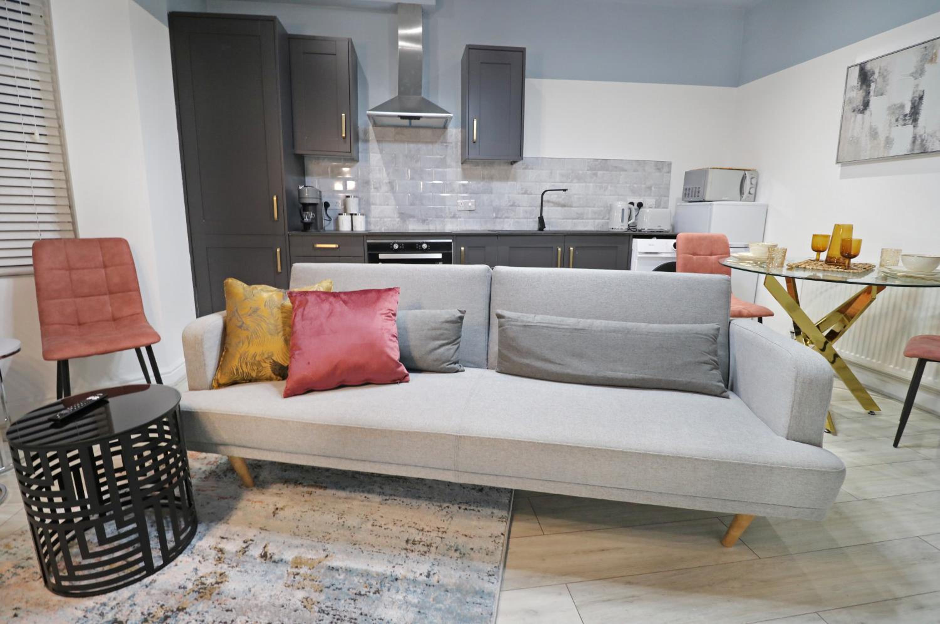 Apartment - Ground Floor photo 3