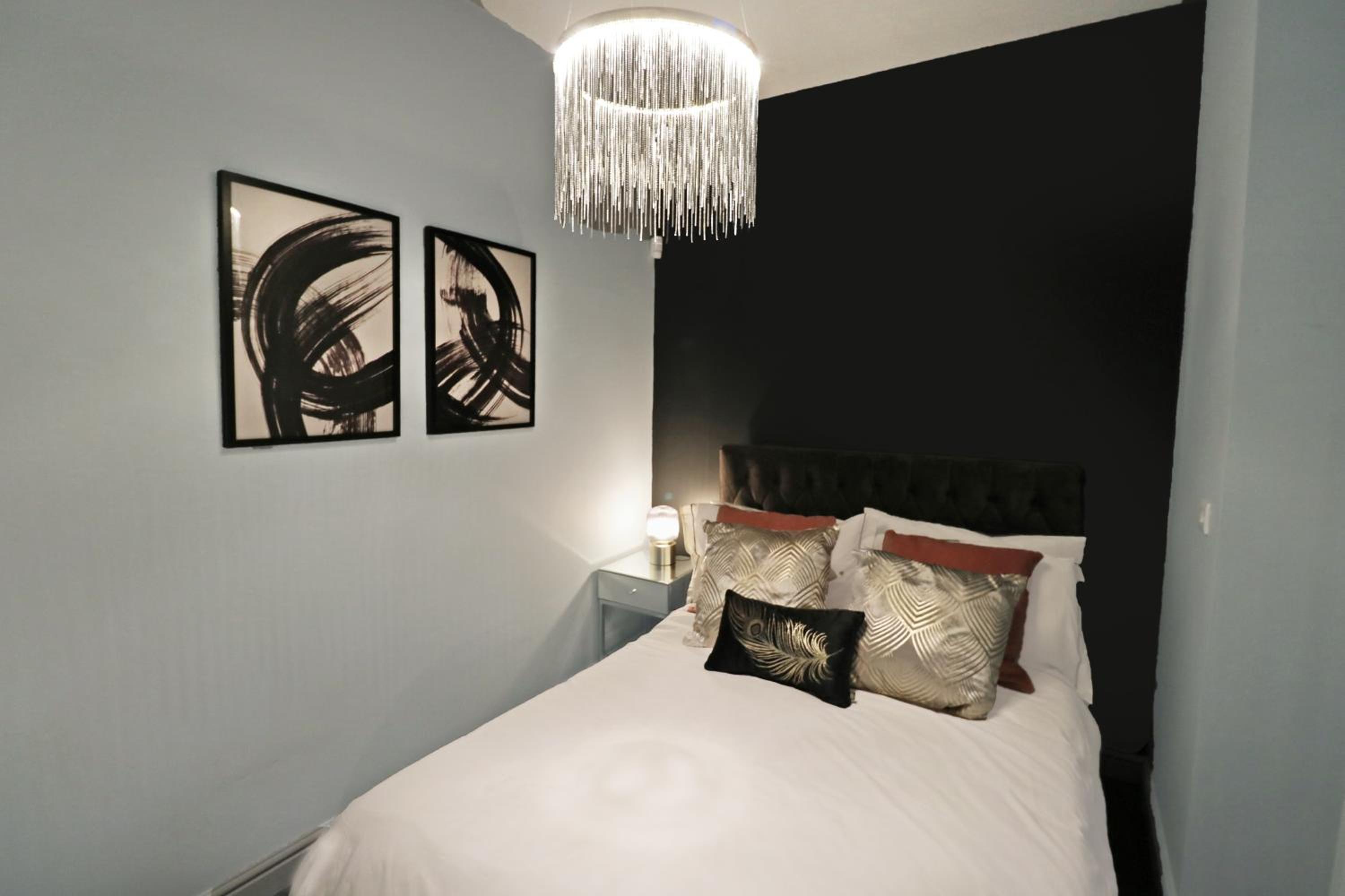 Apartment - Ground Floor photo 1