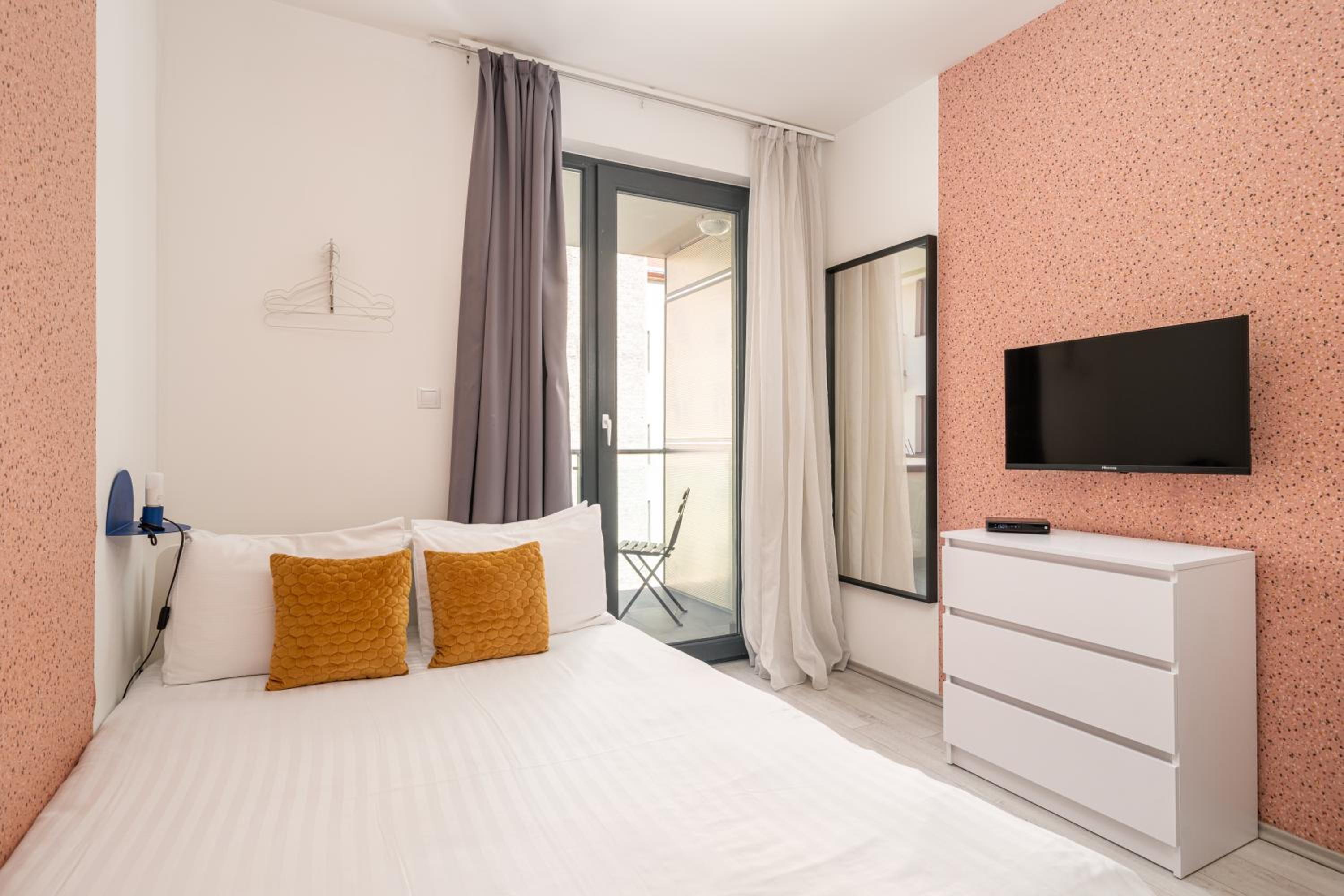 Double Room - Photo 3