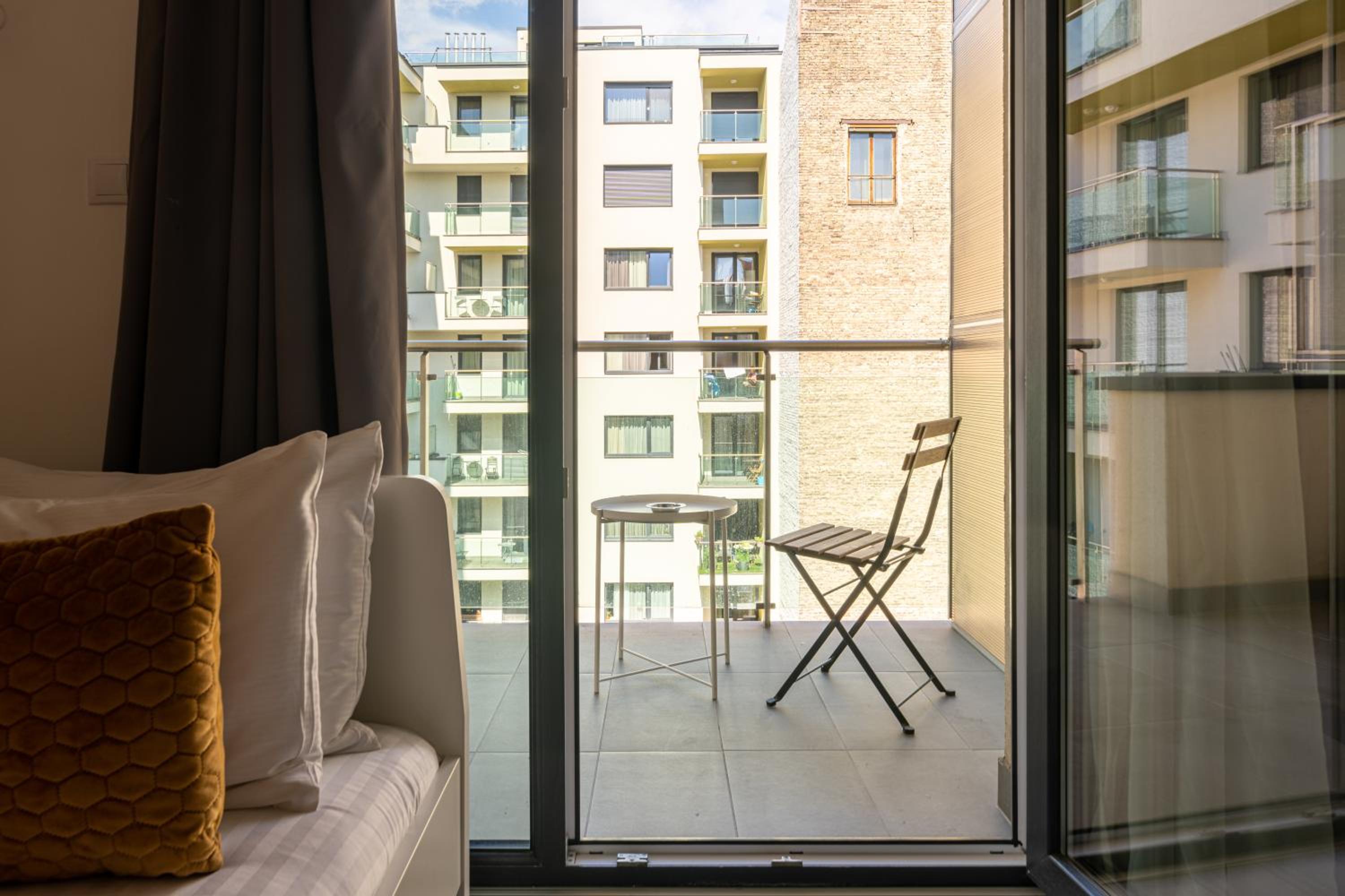 Double Room - Photo 11