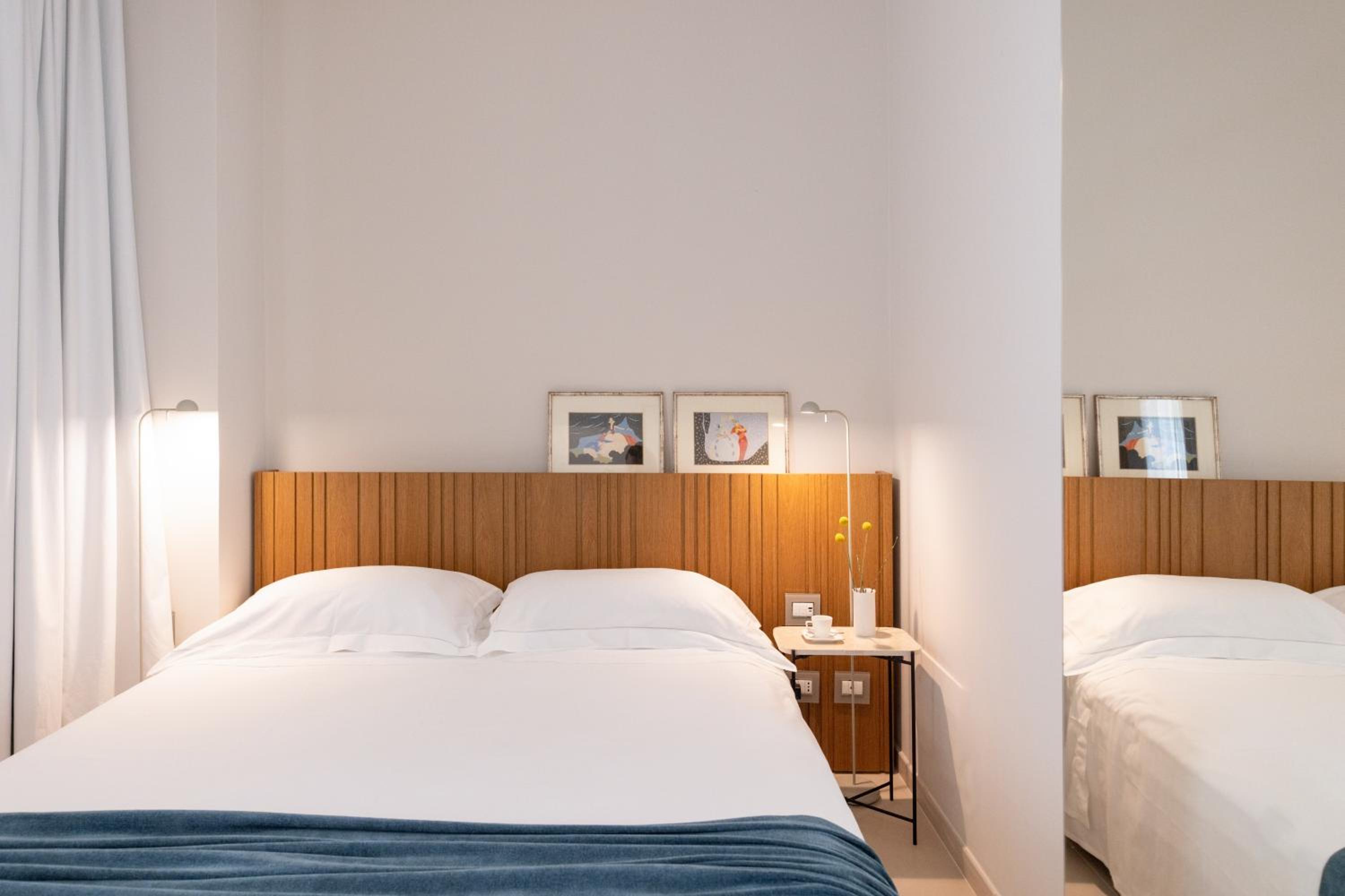 Classic Double Room with Balcony