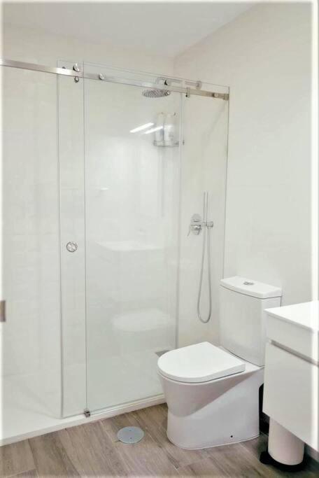 Two-Bedroom House photo 3