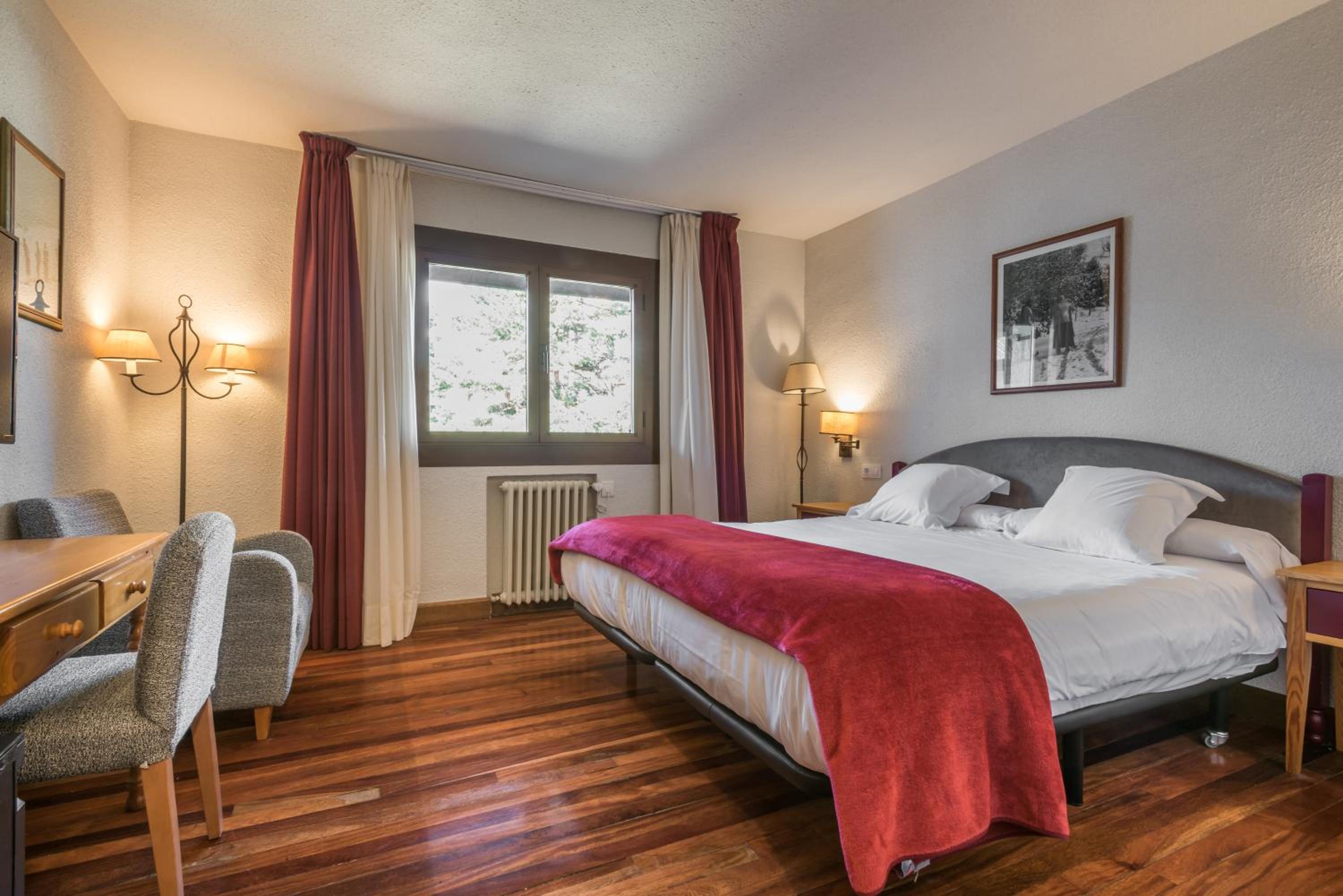 Habitación Estándar con Dos Camas Individuales