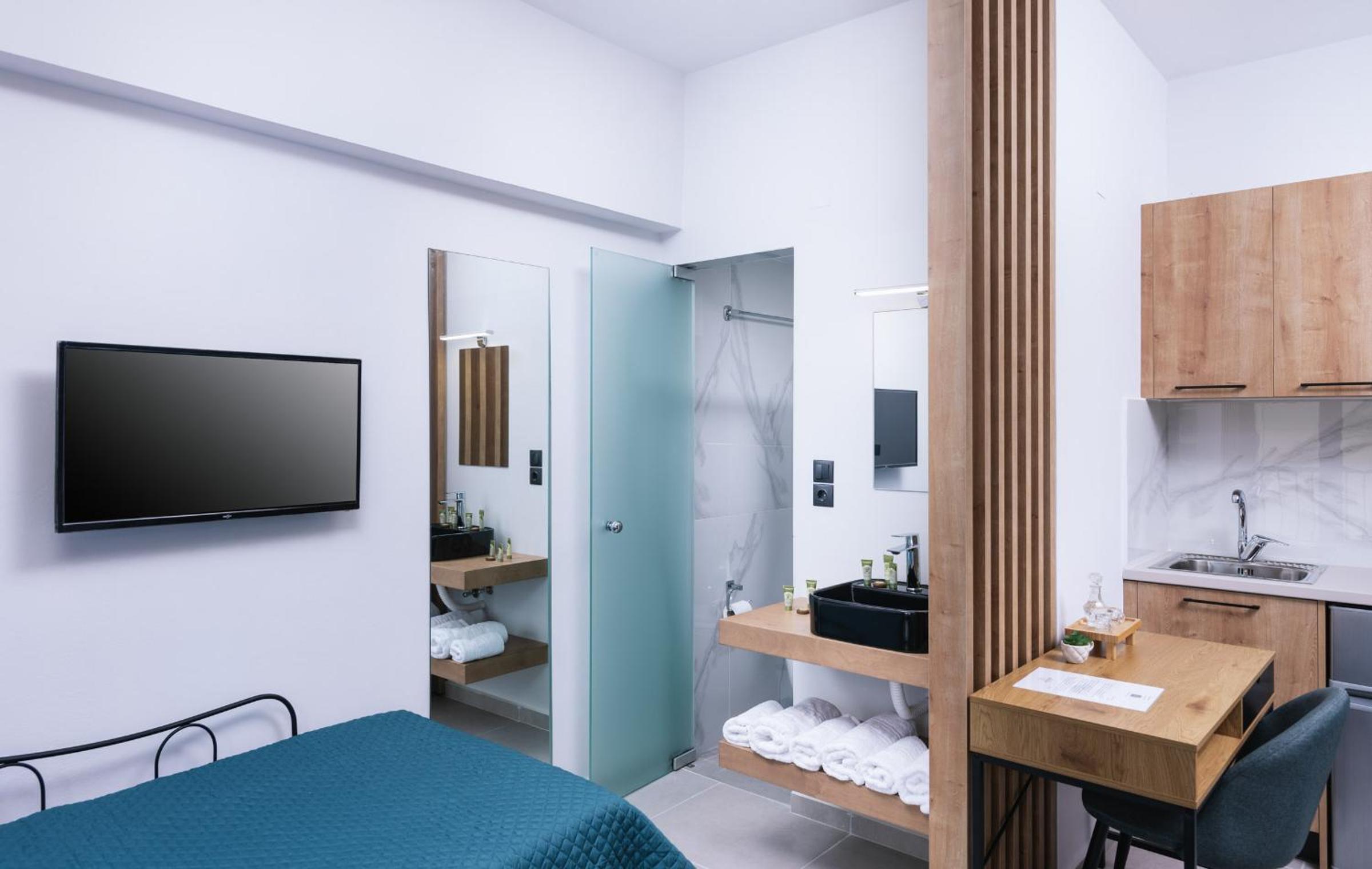 Deluxe Triple Room - Photo 5