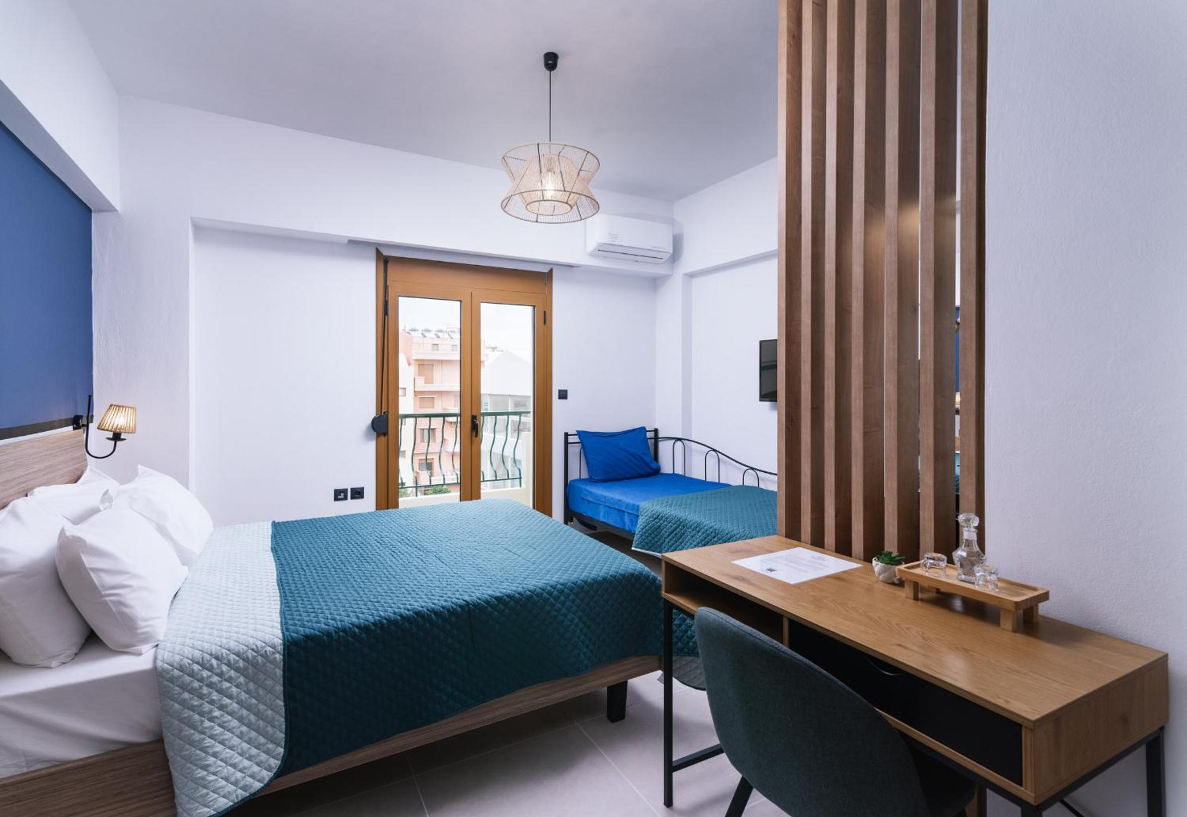 Deluxe Triple Room - Photo 2