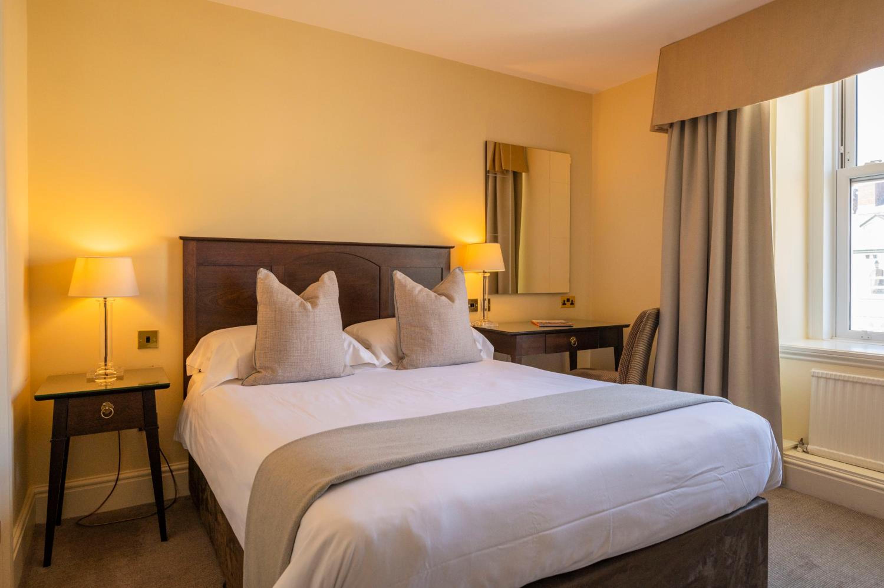 Standard Double Room with City View photo 3