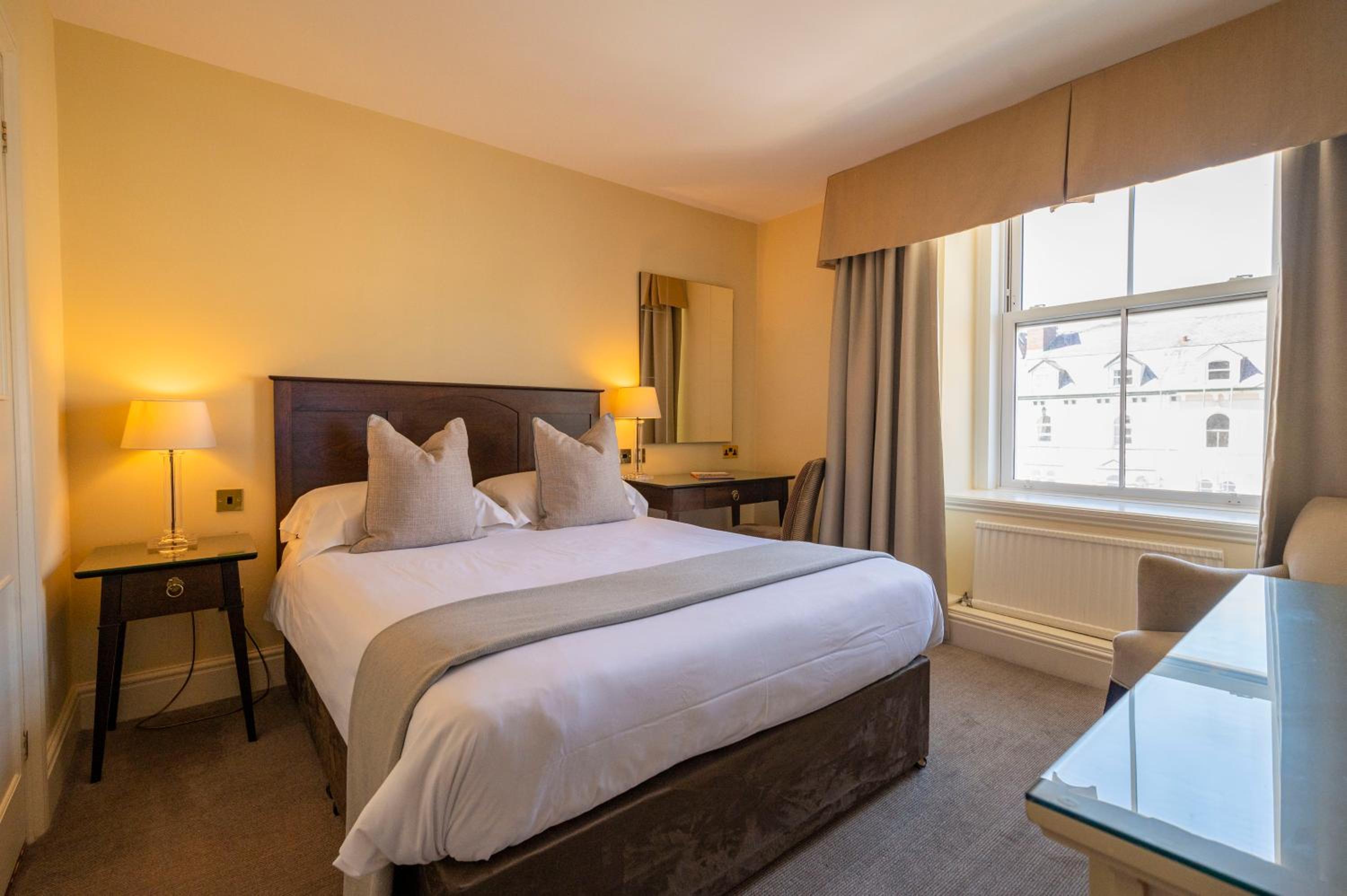 Standard Double Room with City View photo 1