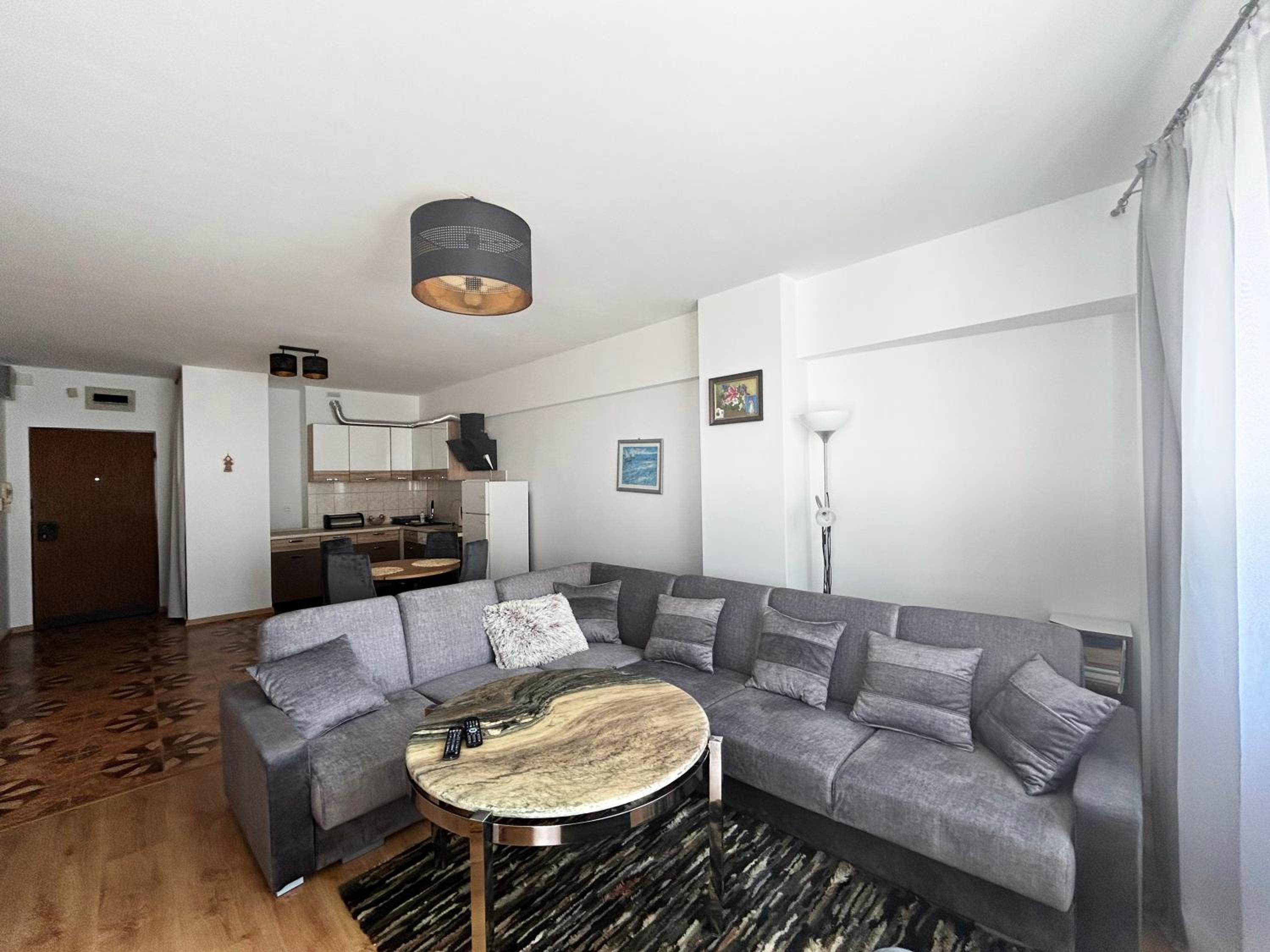 One-Bedroom Apartment with Side Sea View photo 1