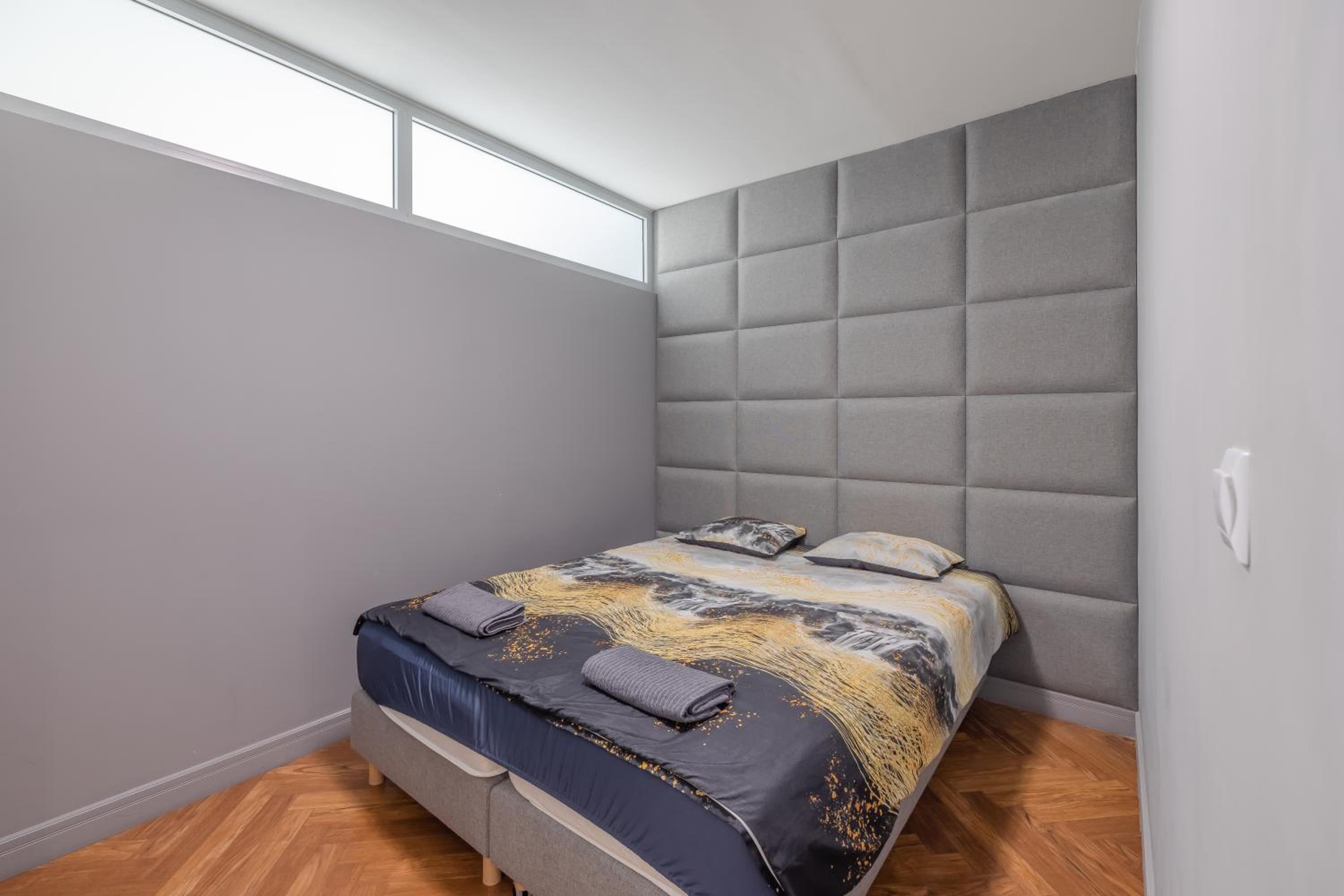 Two-Bedroom Apartment - Photo 5