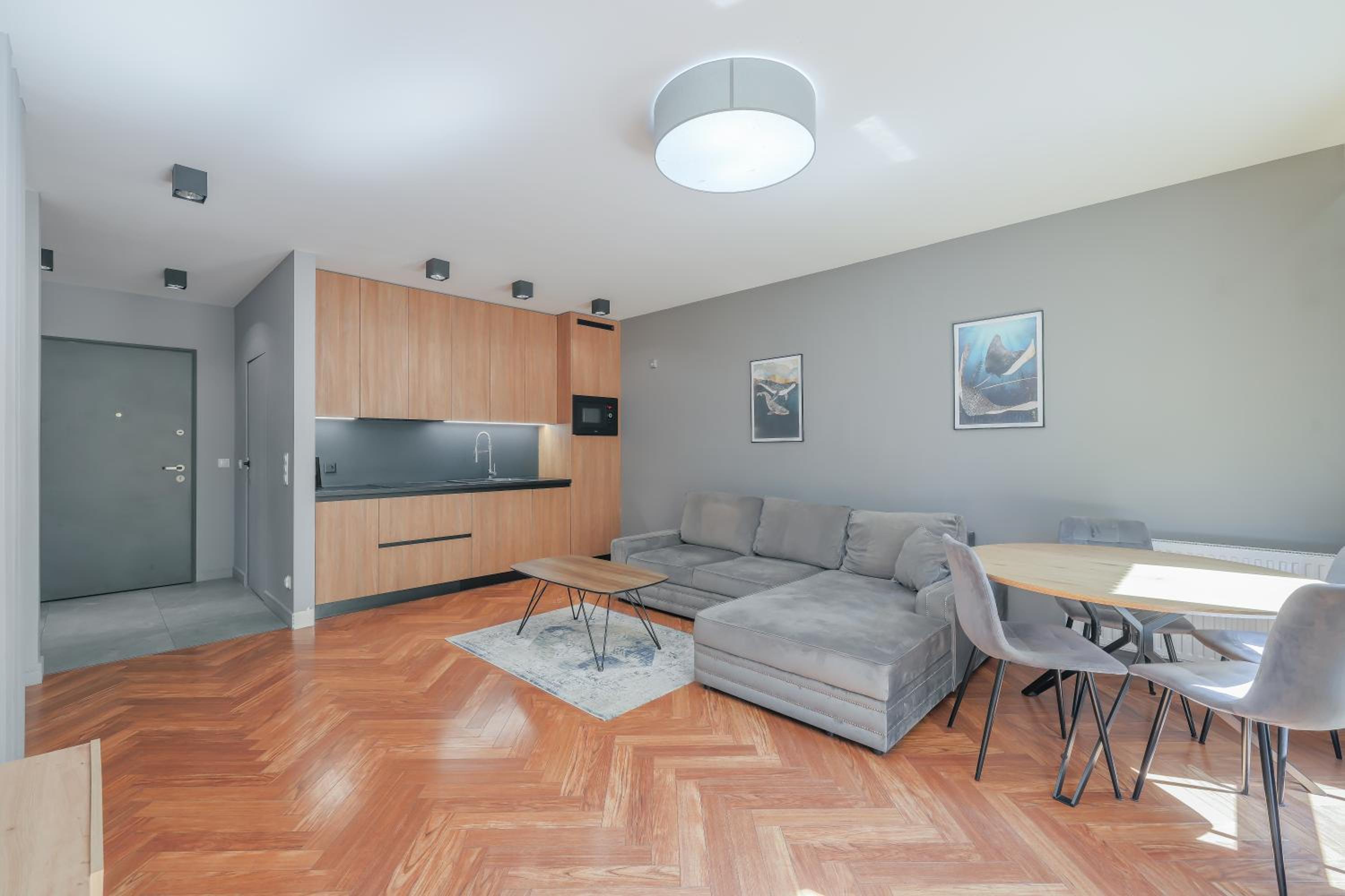 Two-Bedroom Apartment - Photo 6