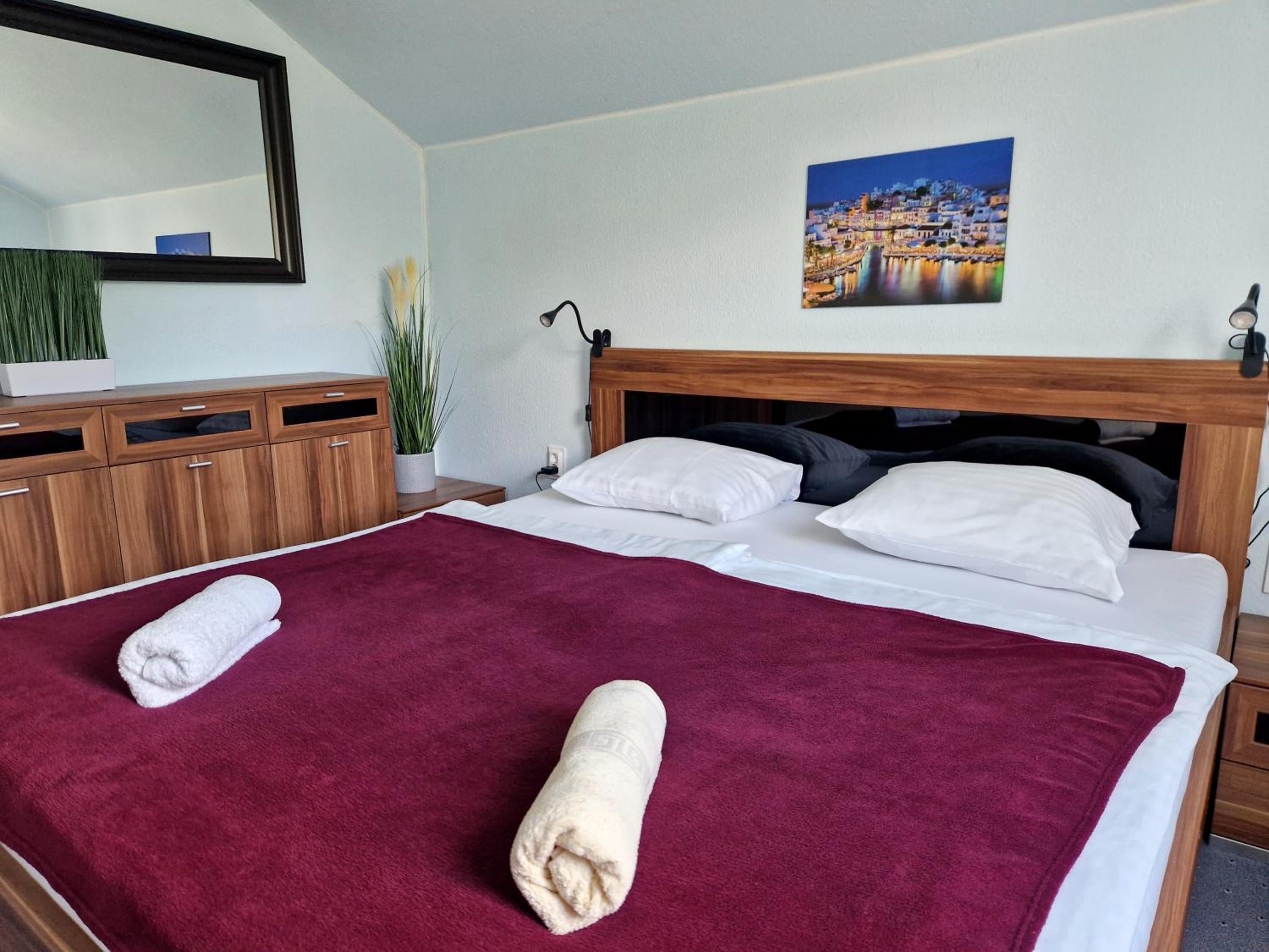 Three-Bedroom House - Photo 10