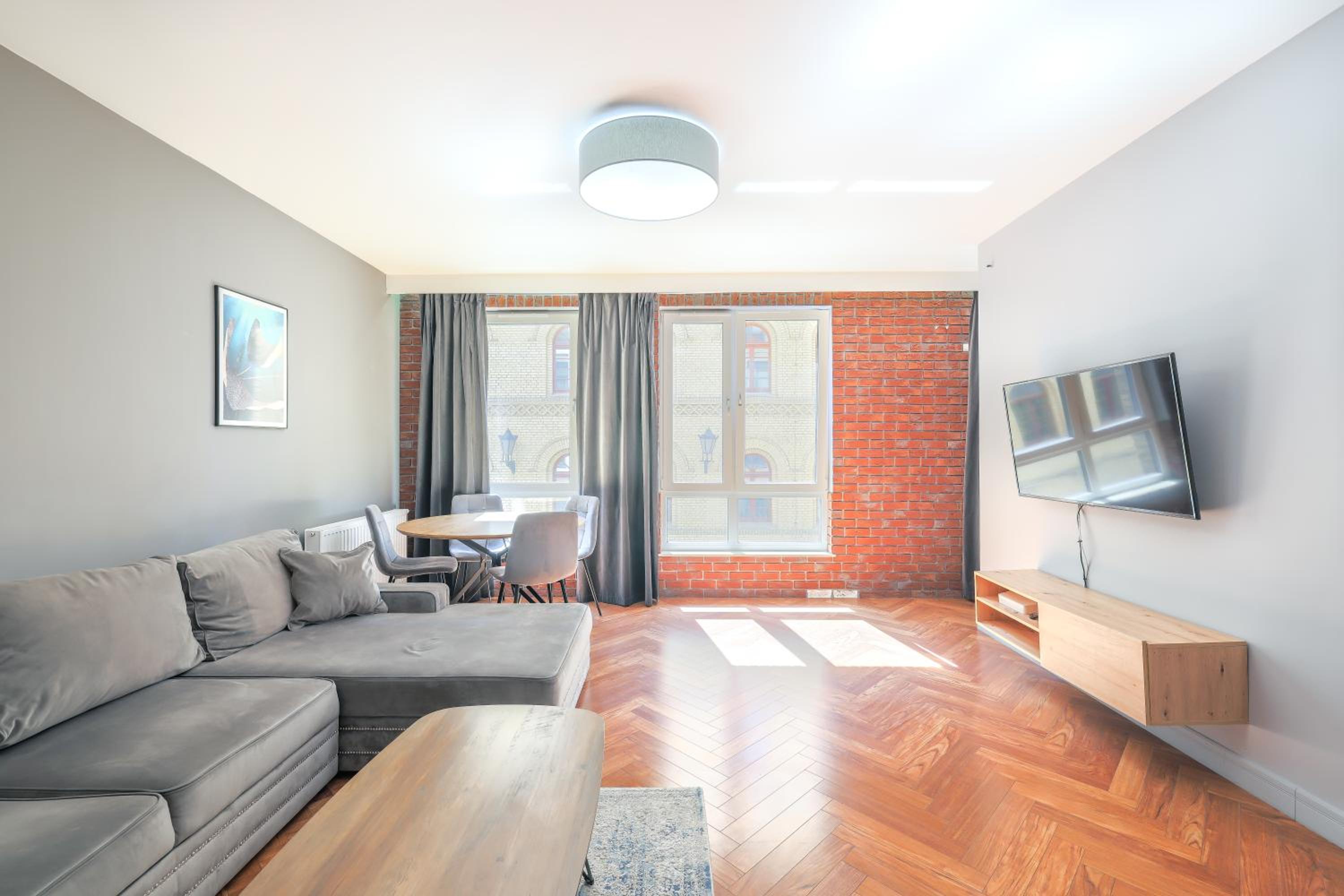 Two-Bedroom Apartment - Photo 8