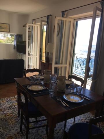 Apartment with Sea View photo 2