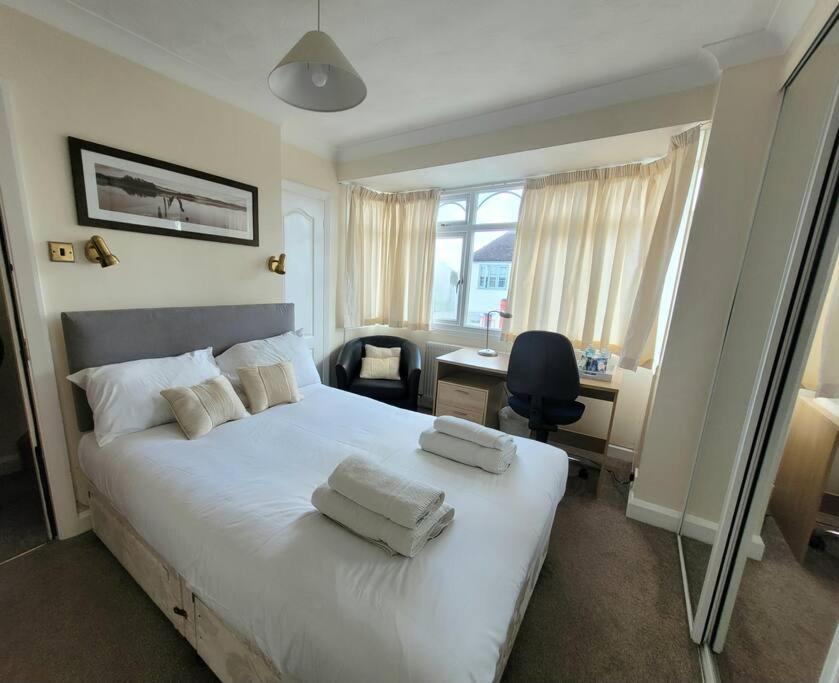 Double Room with Shared Bathroom