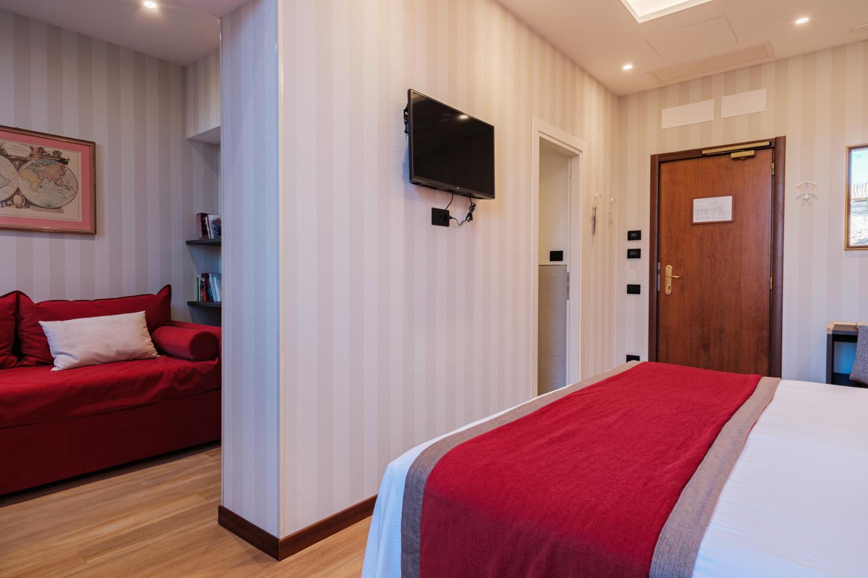 Superior Triple Room