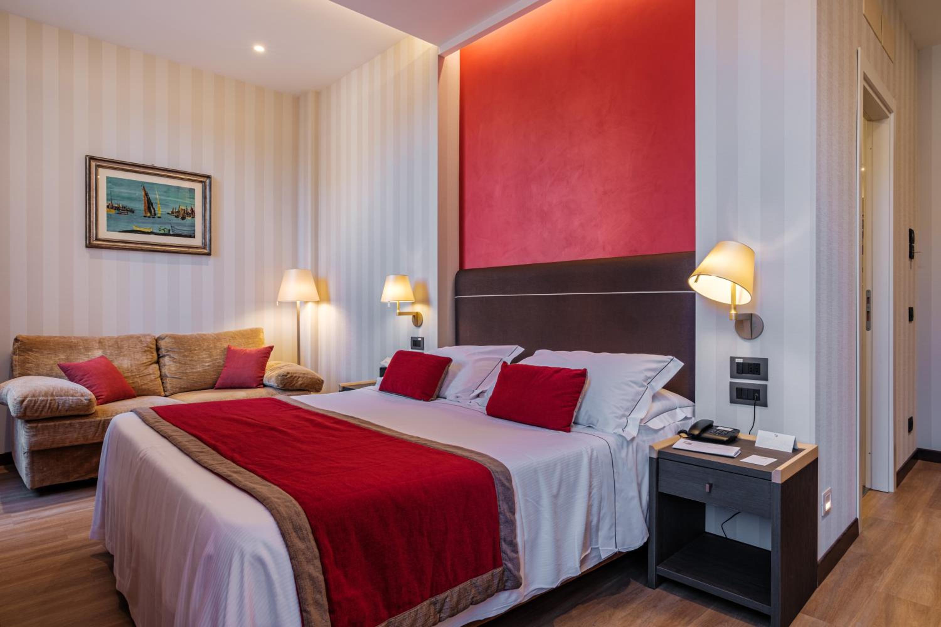 Superior Double Room - Photo 12