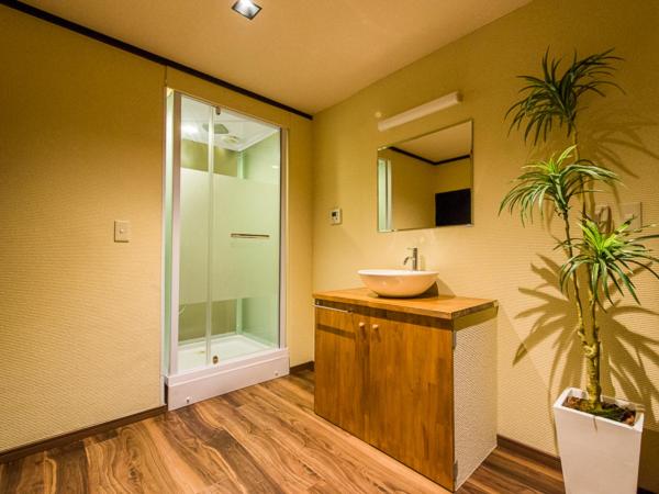 Modern Japanese Style Room -Annex - Smoking - Small Dog Friendly photo 3