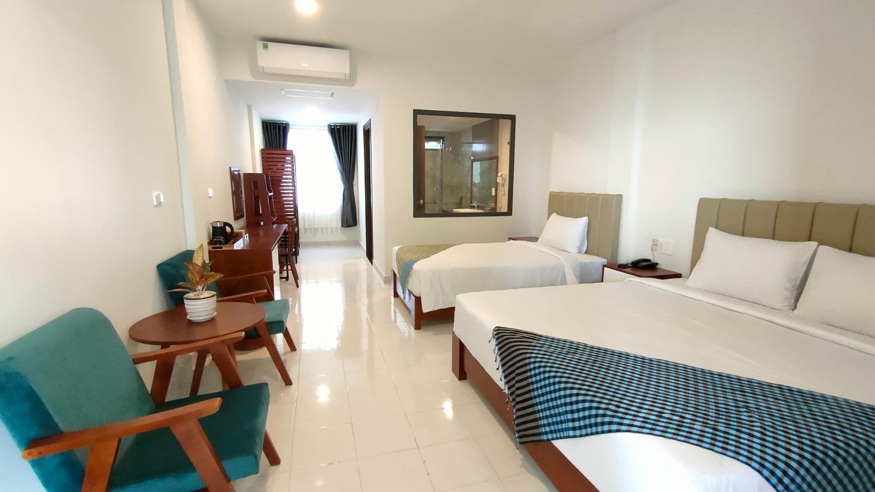 Triple Room with Bath