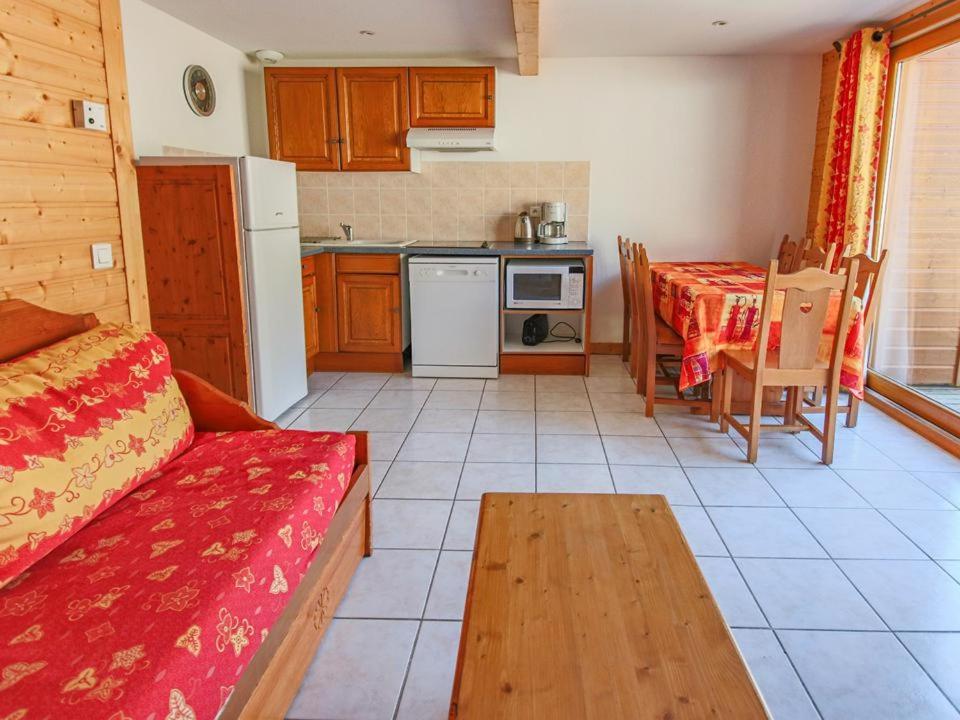 Three-Bedroom Chalet (8 Adults)