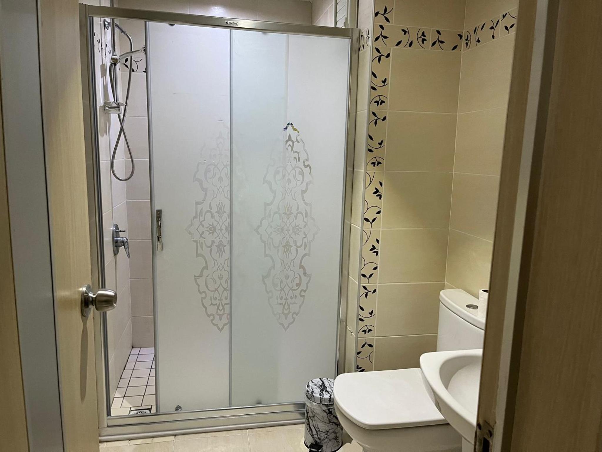 Standard Double Room - Photo 8