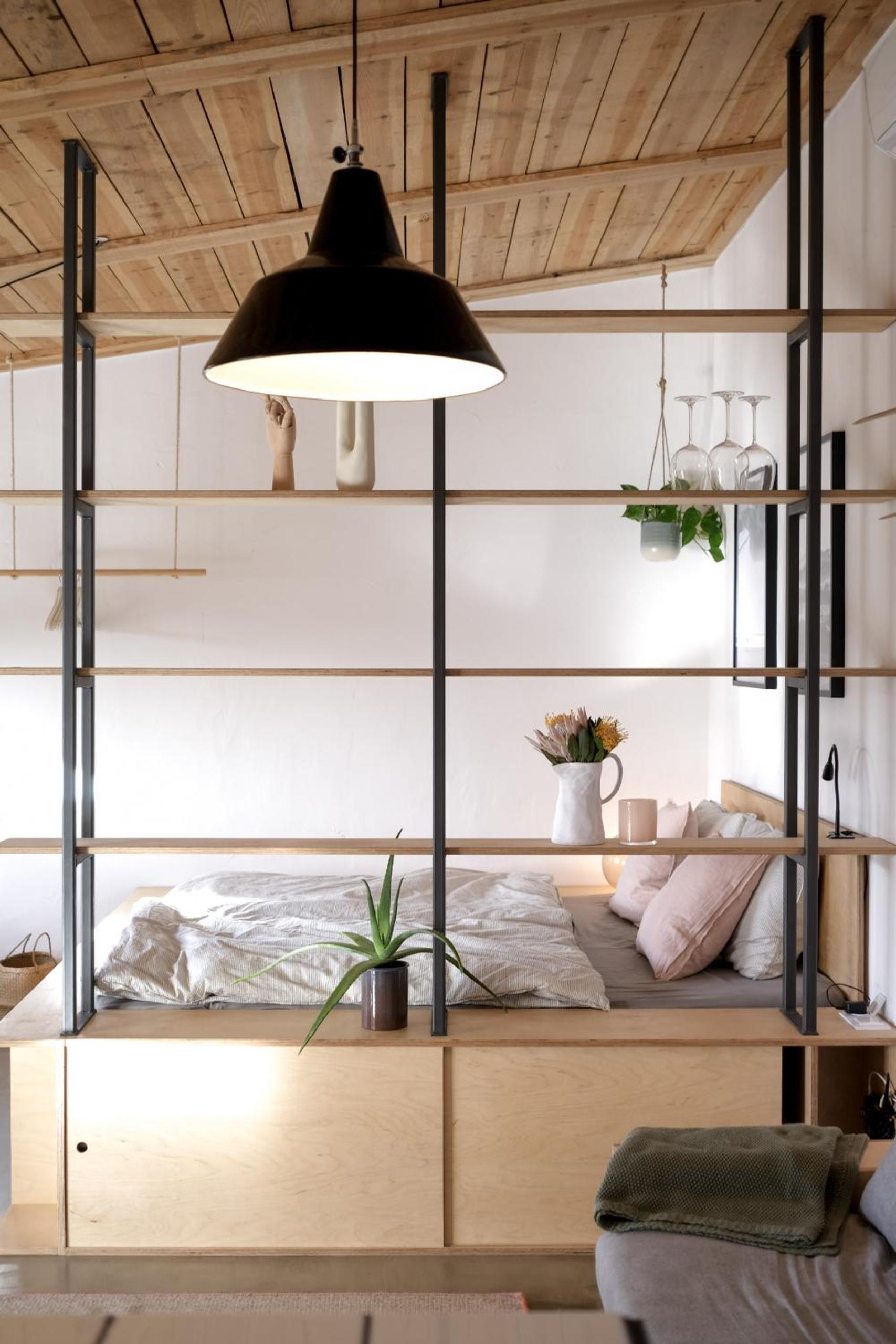 One-Bedroom House photo 1