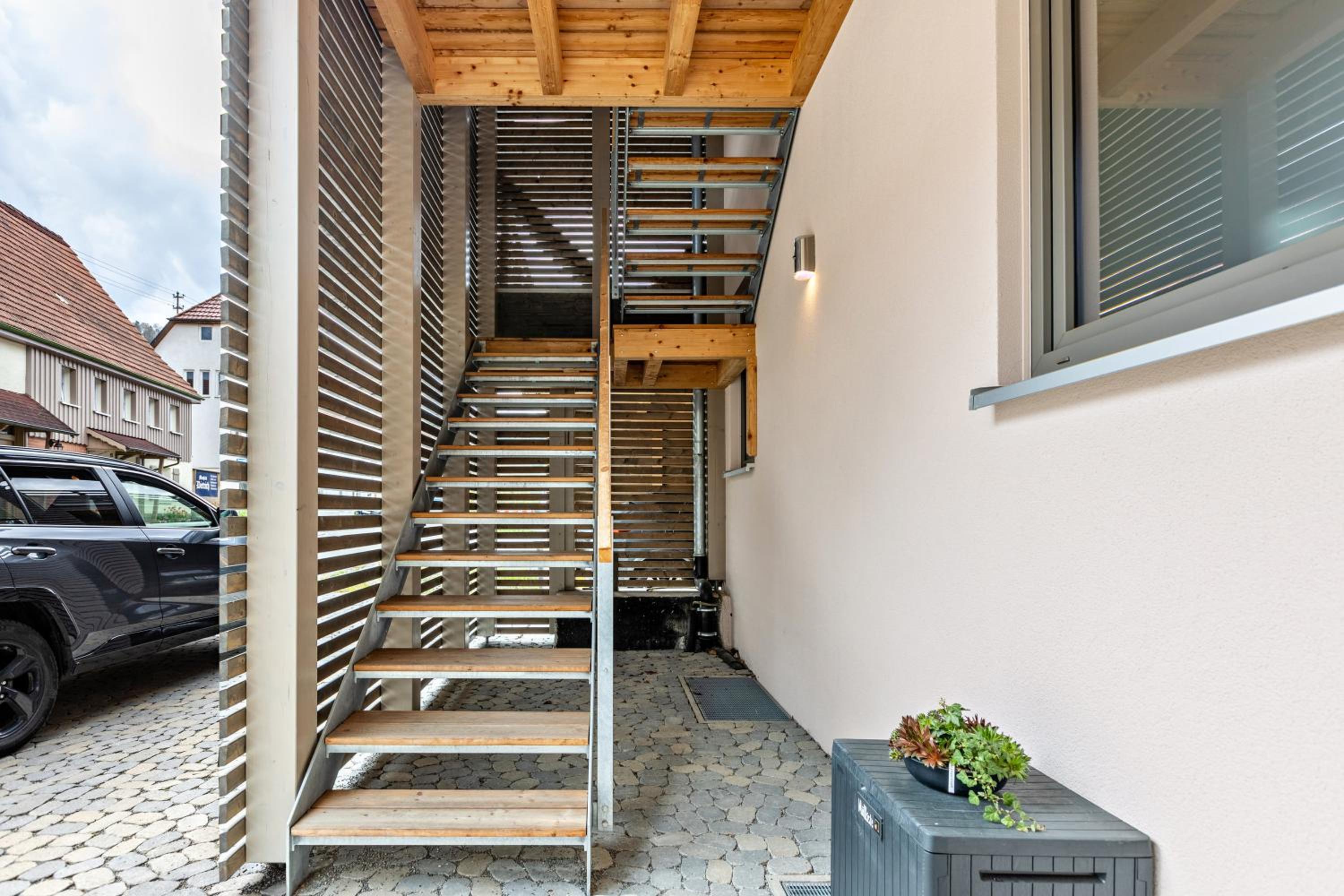 Two-Bedroom Deluxe Apartment with Garden View photo 2