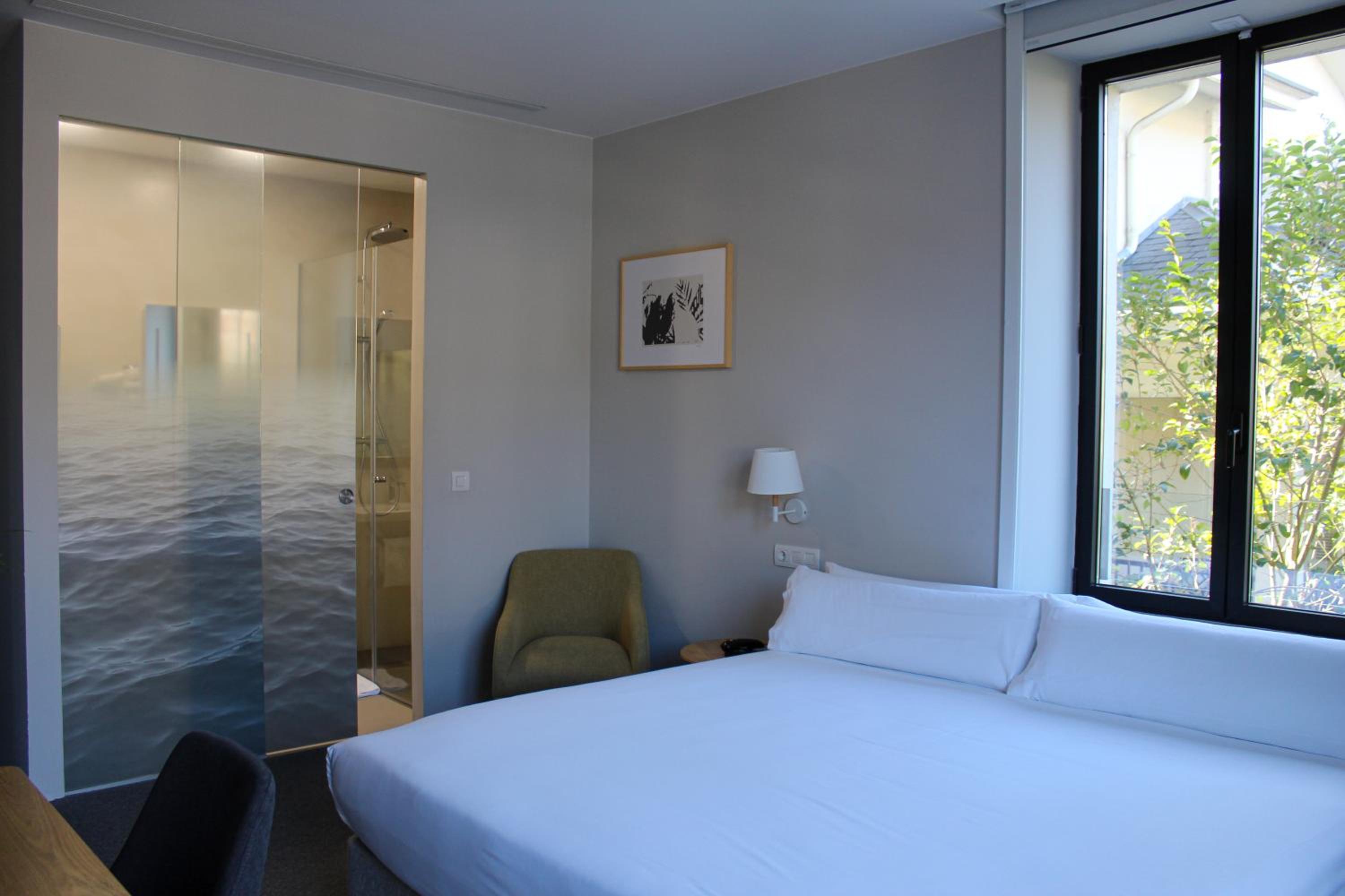 Deluxe Double or Twin Room - Photo 3