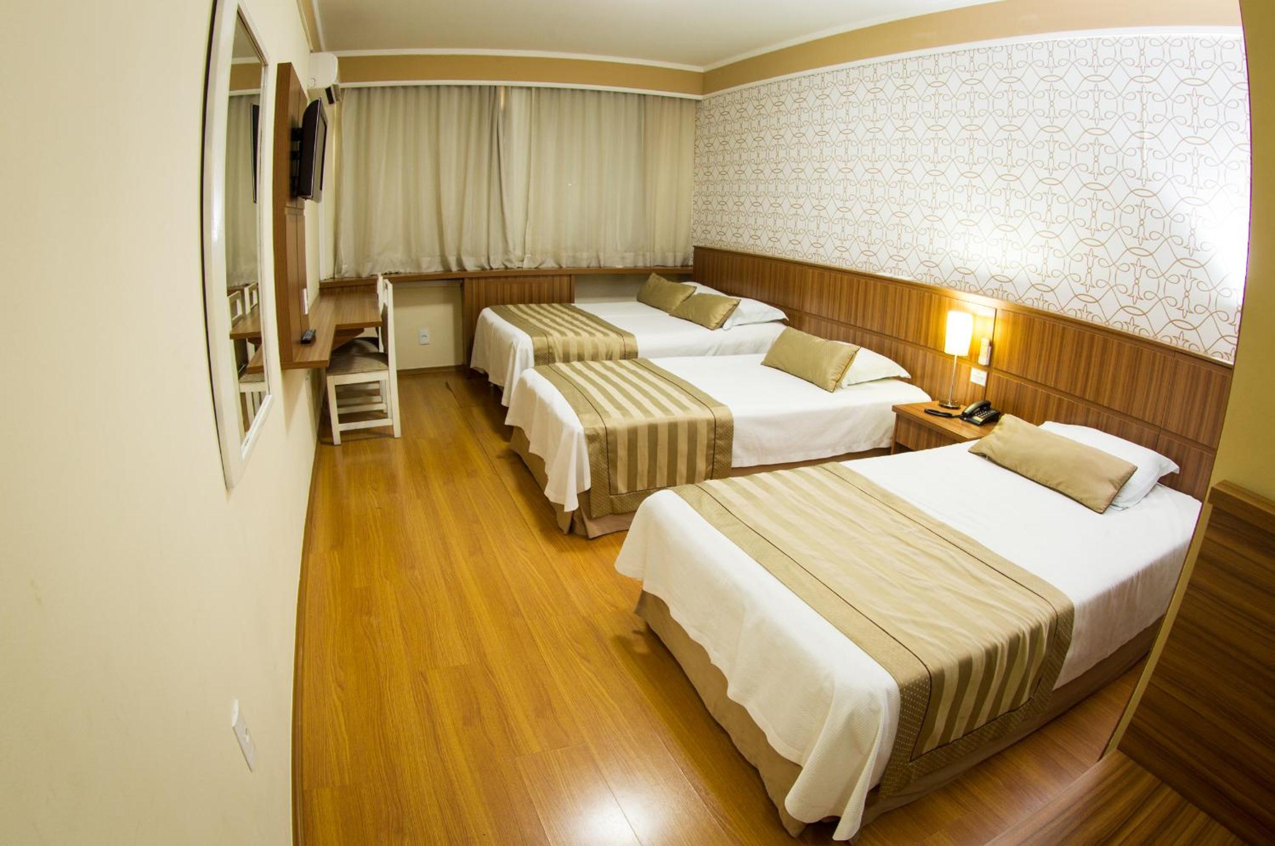 Deluxe Triple Room photo 3