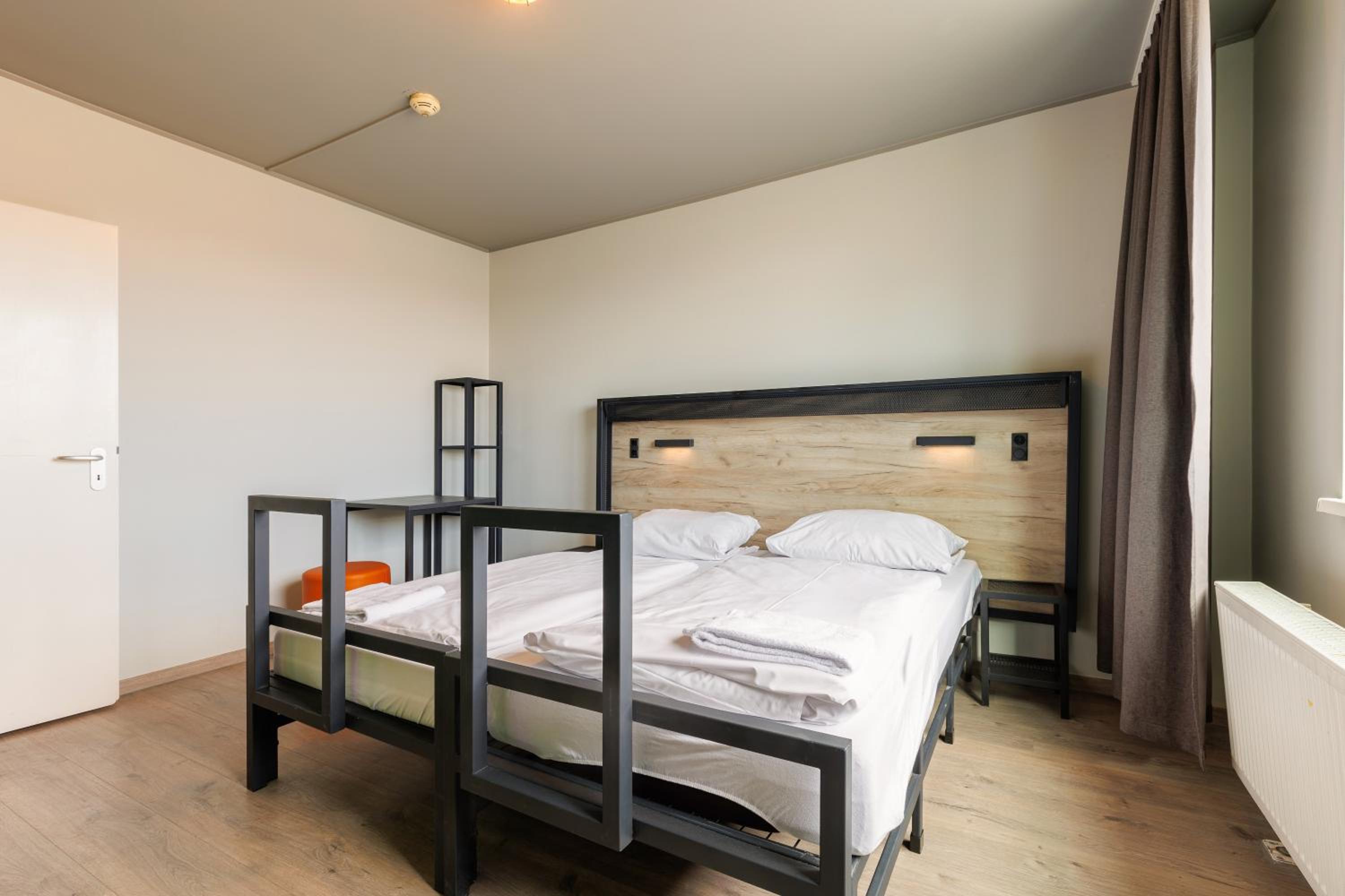 Twin Room - Photo 1