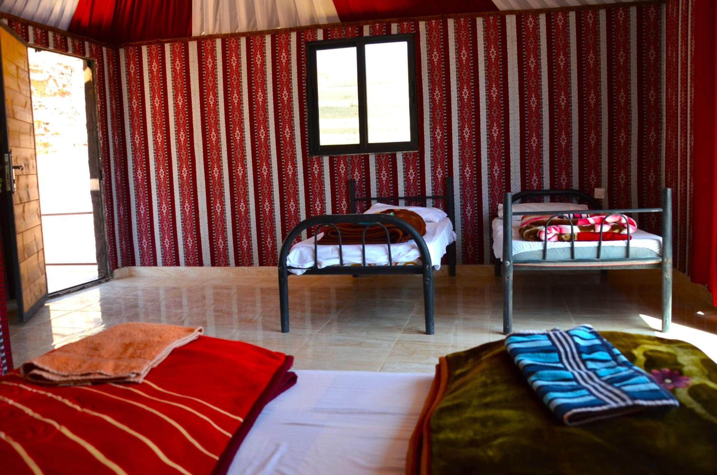 Standard Quadruple Room photo 2