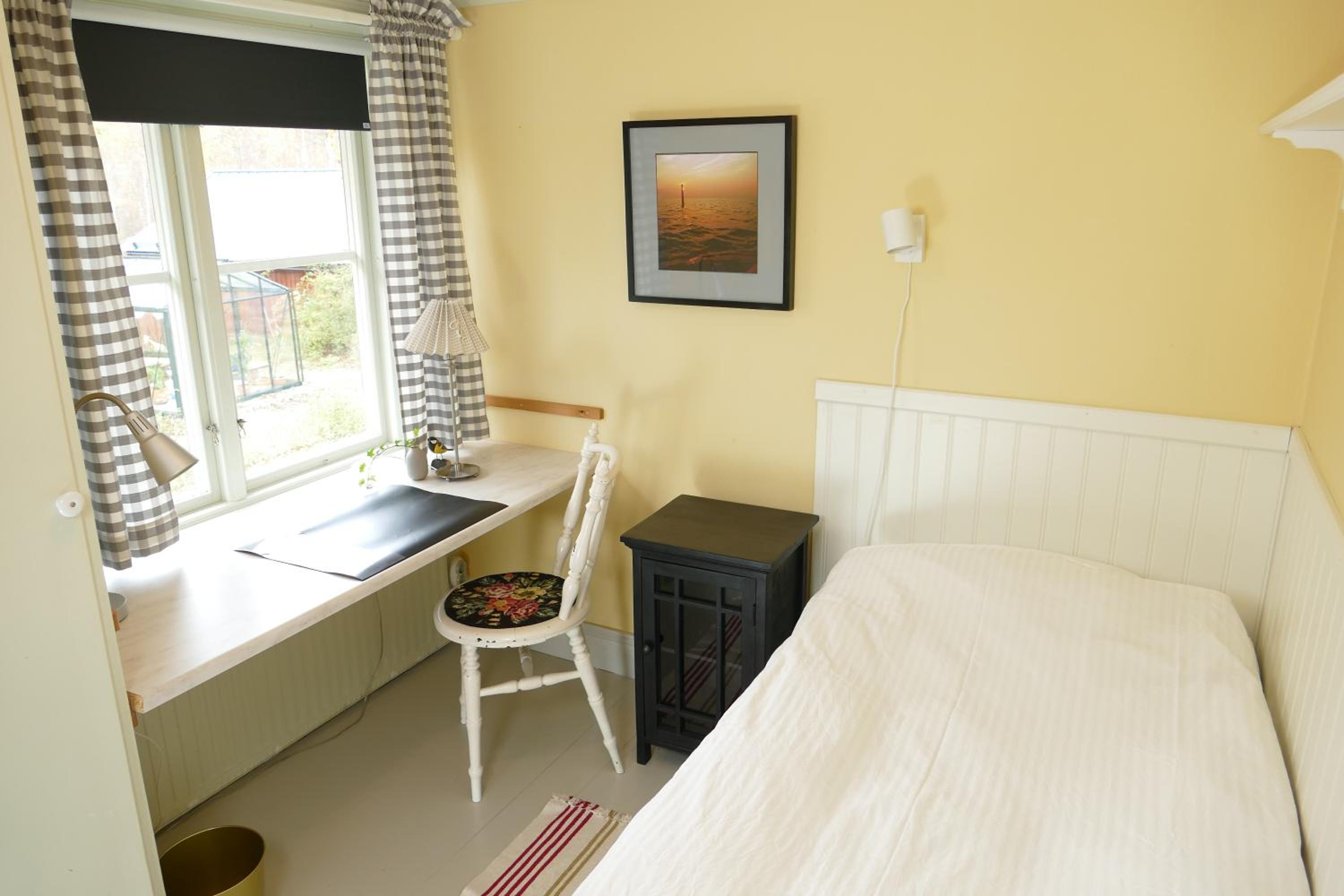 Single Room photo 1
