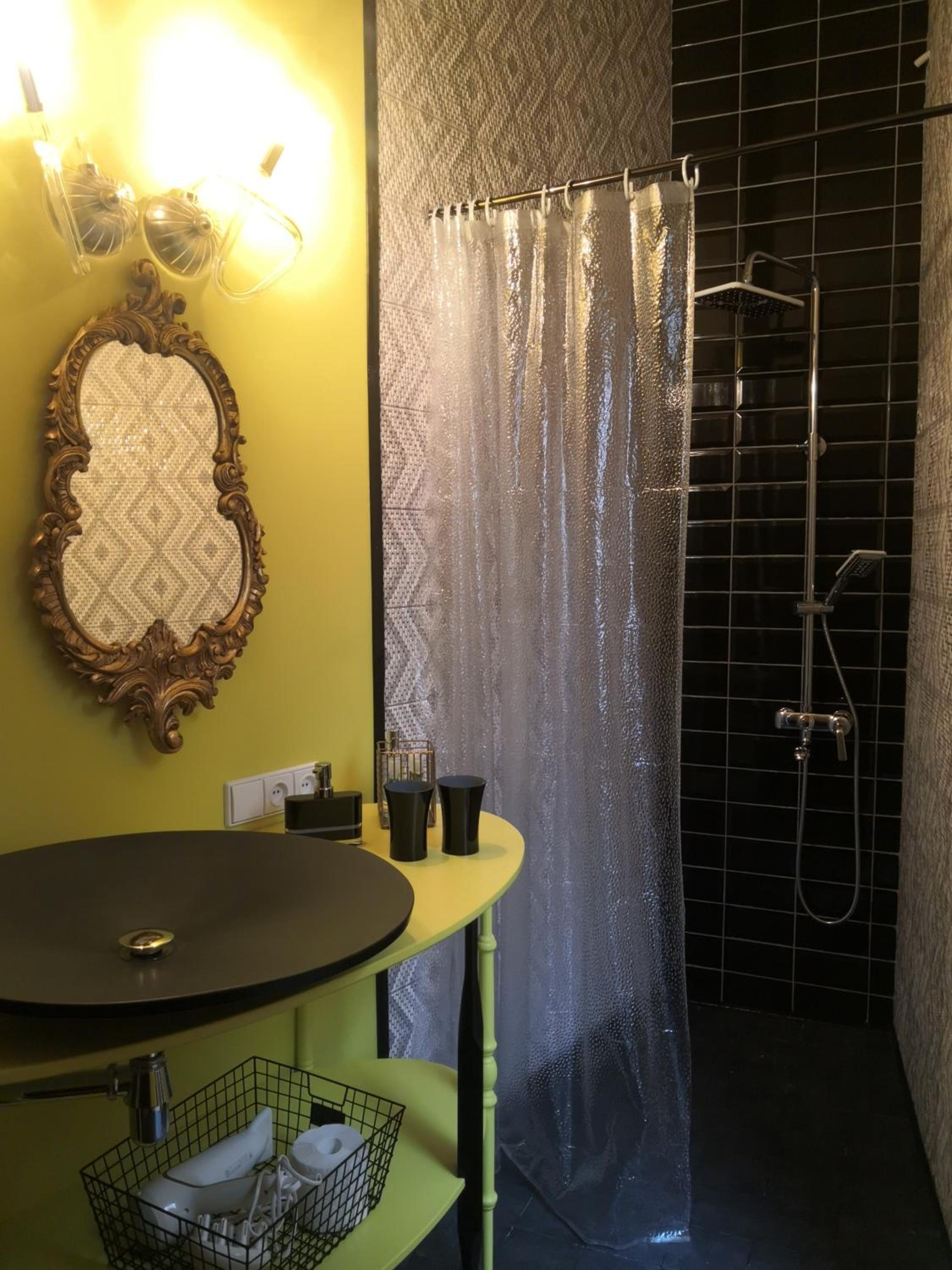 Luxury Triple Room - Photo 8