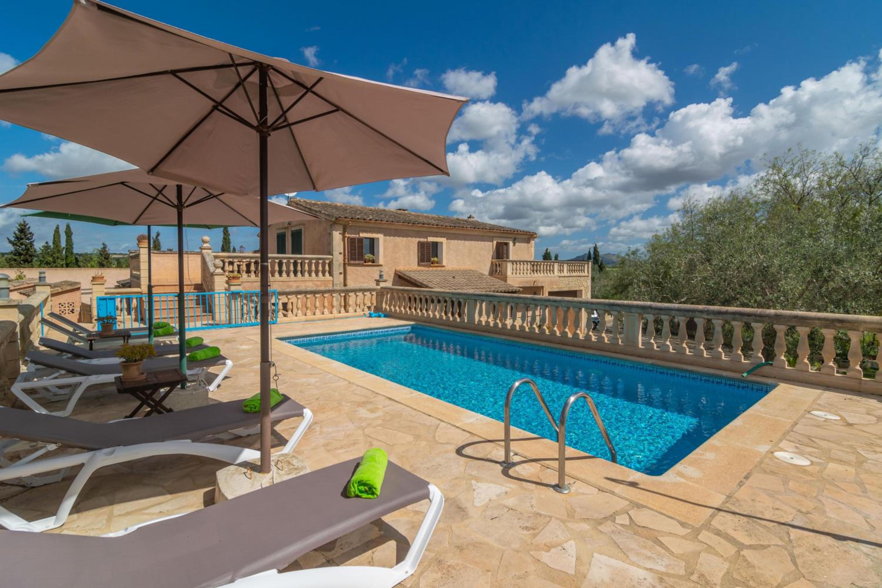 Four-Bedroom Villa photo 2