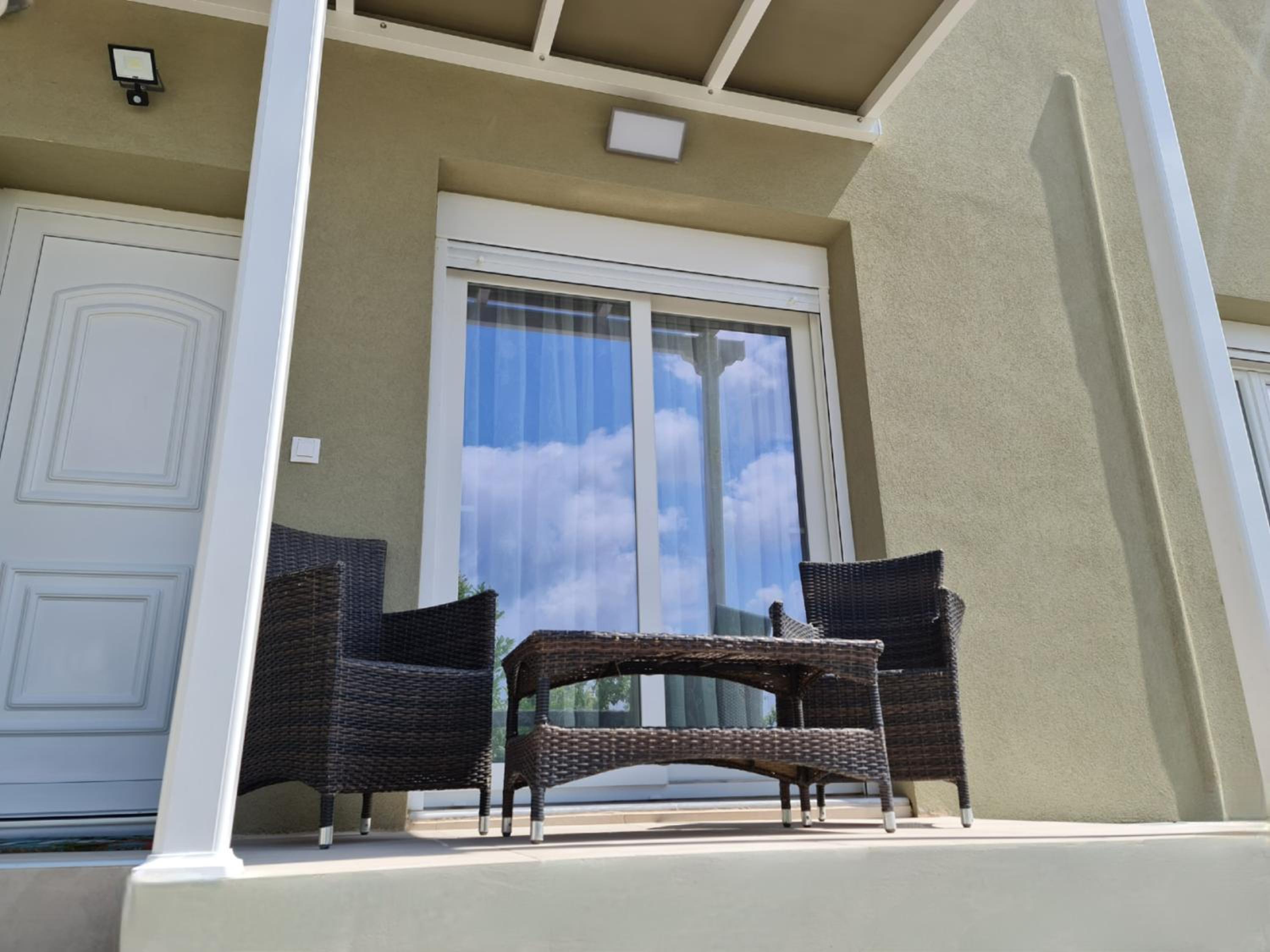 Apartment With Balcony photo 3