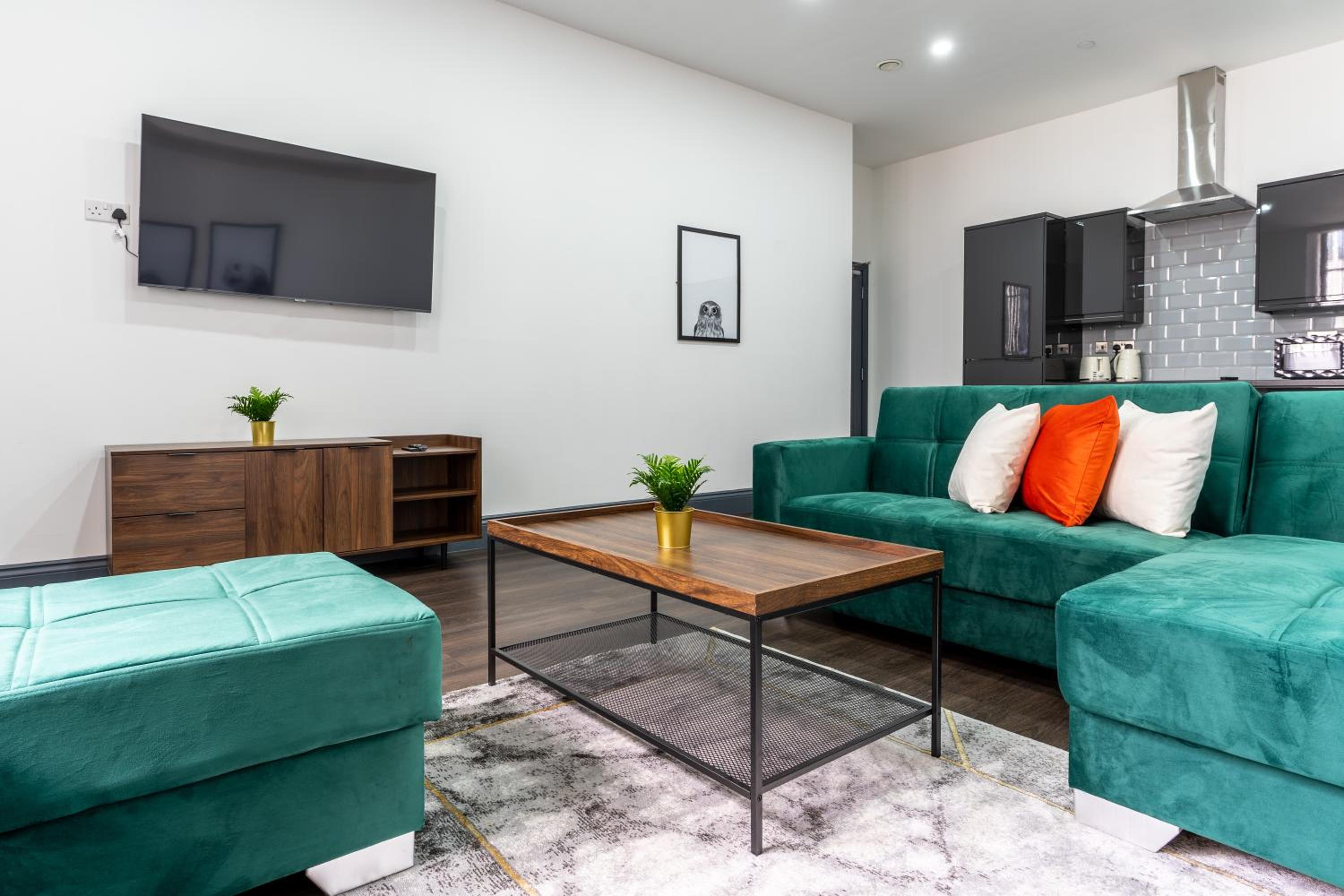 Three-Bedroom Apartment Suite photo 1