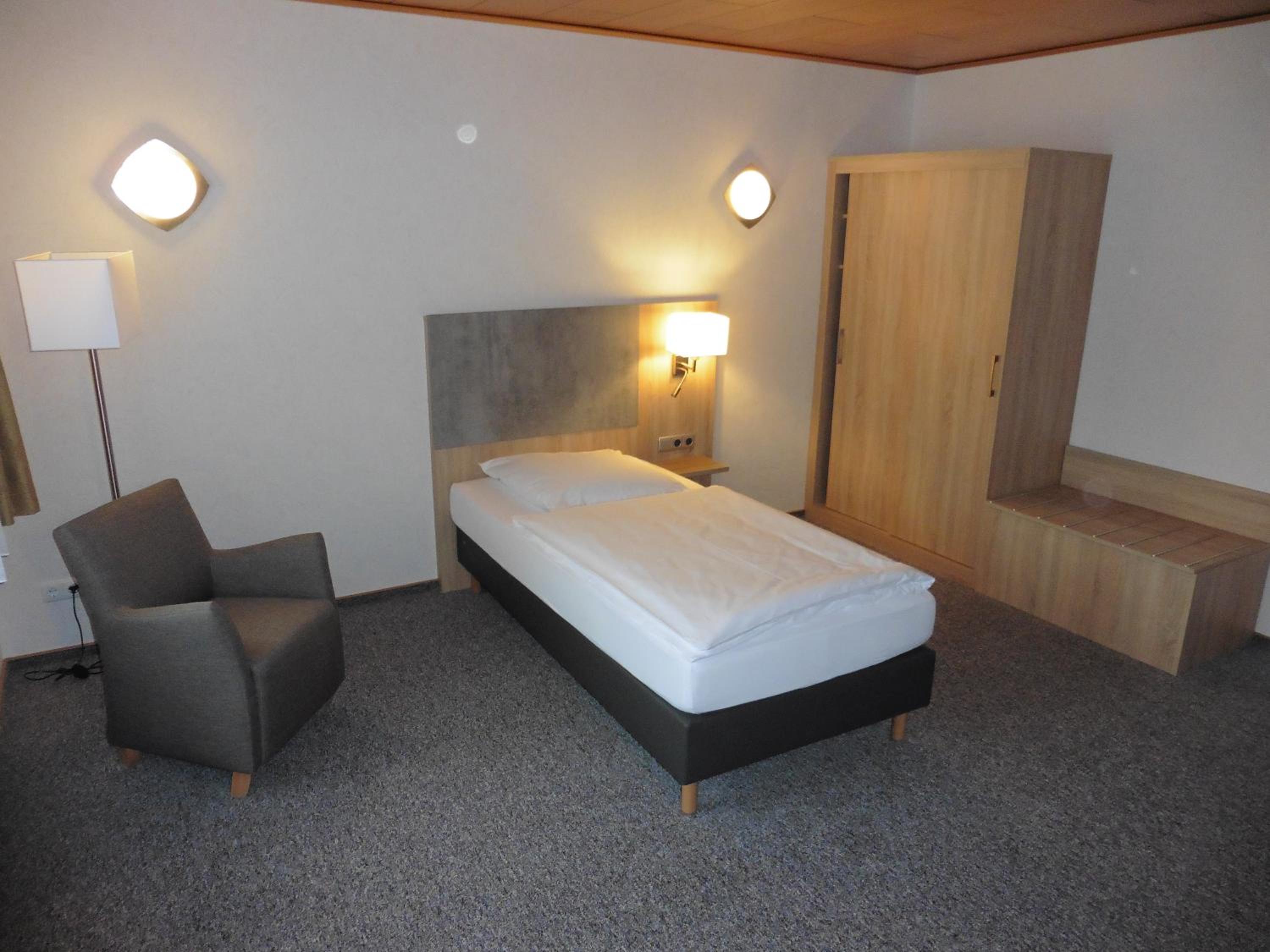 Standard Single Room photo 2