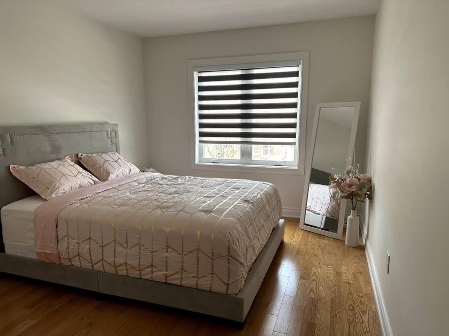 Four-Bedroom House photo 3