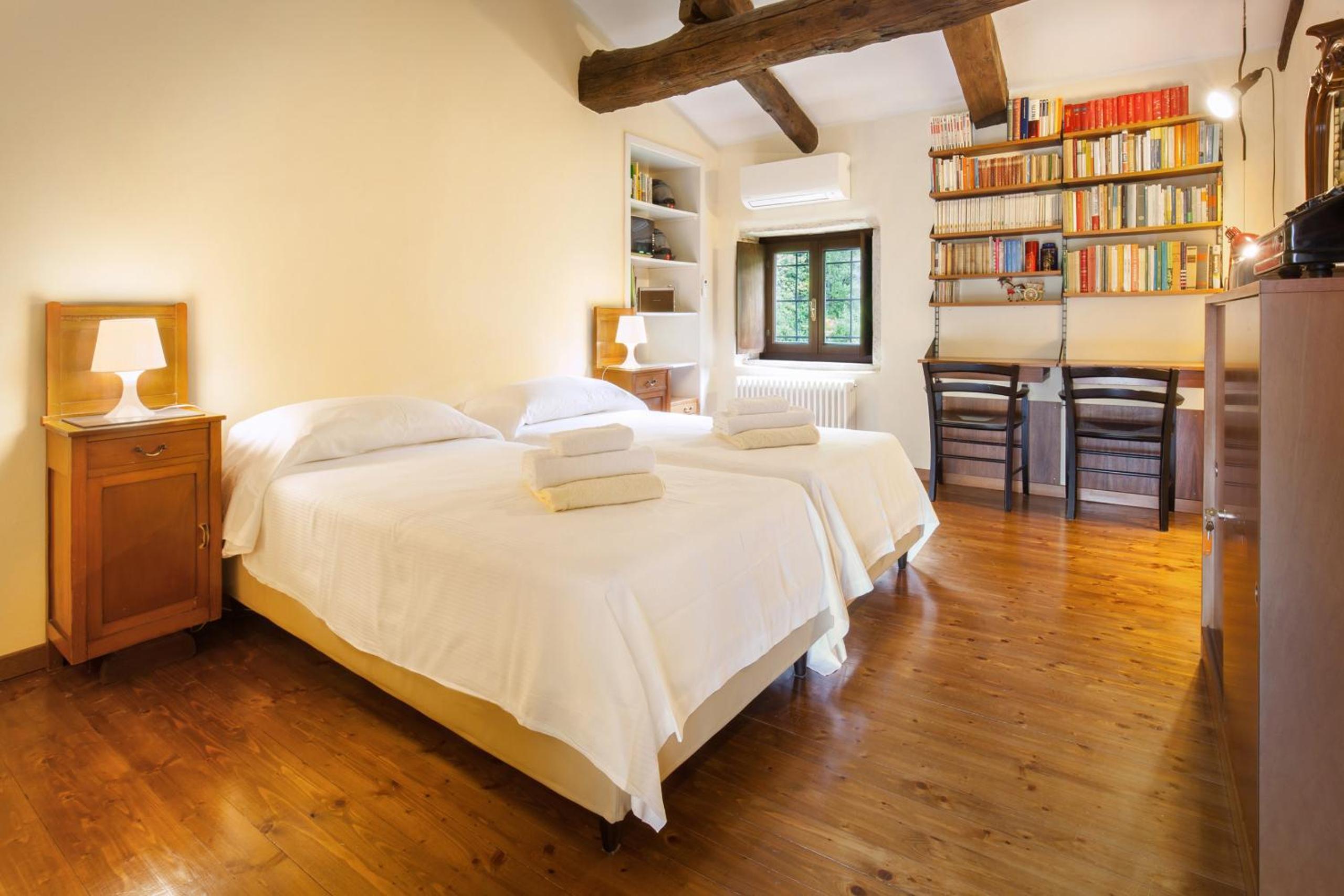 Villa with Private Pool photo 3