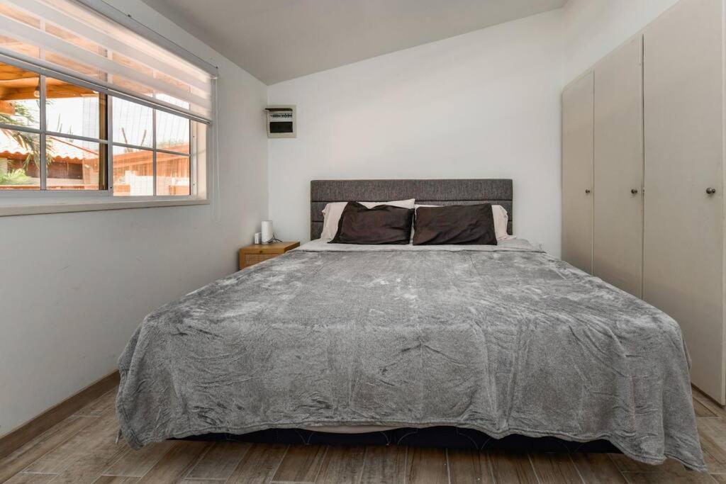 One-Bedroom House photo 1