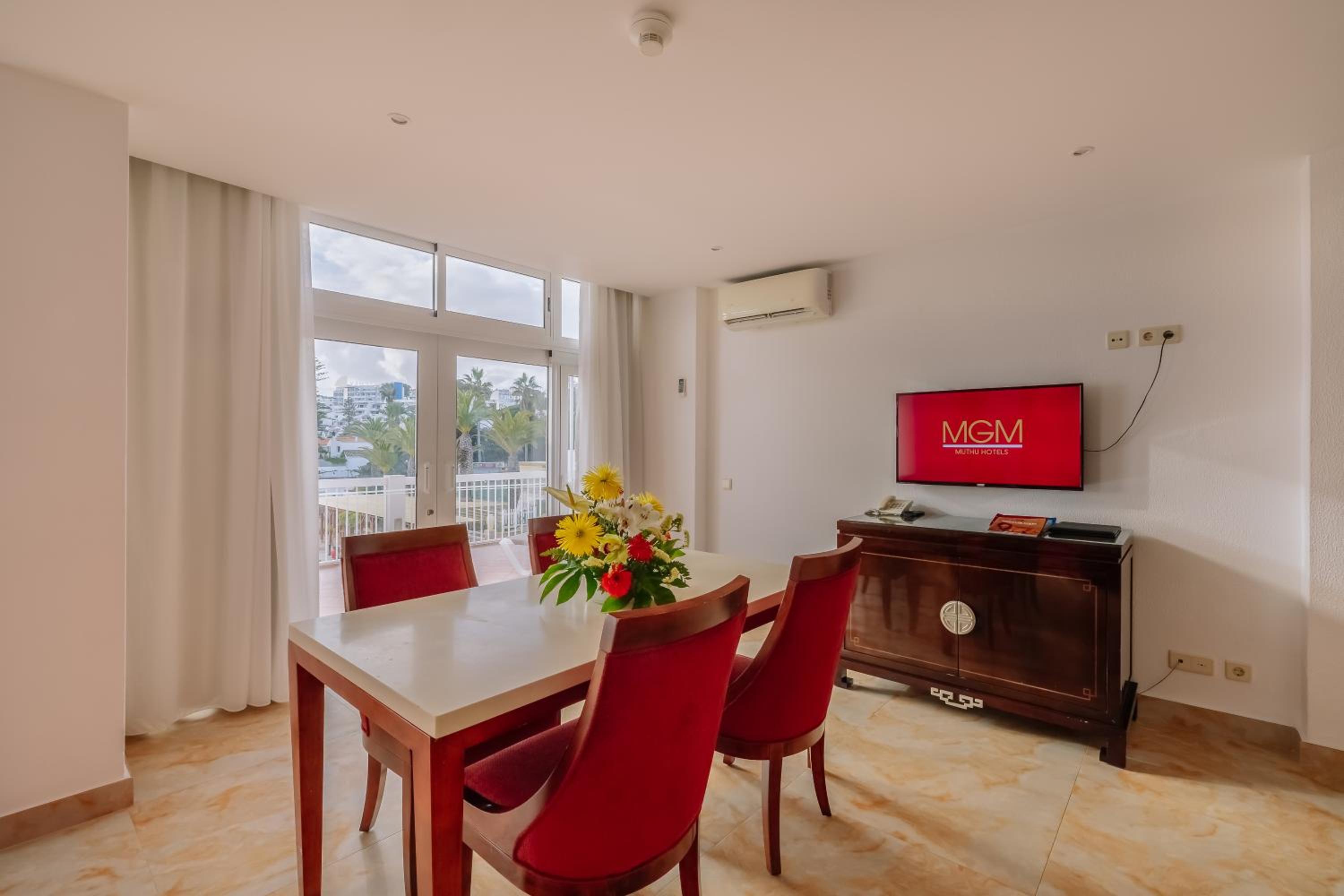 Relax in style with a cozy dining area!