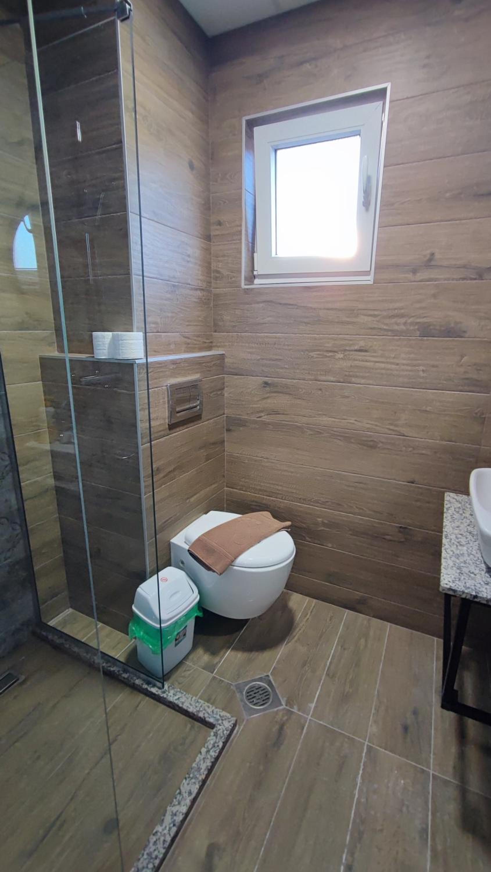 Double or Twin Room - Photo 7