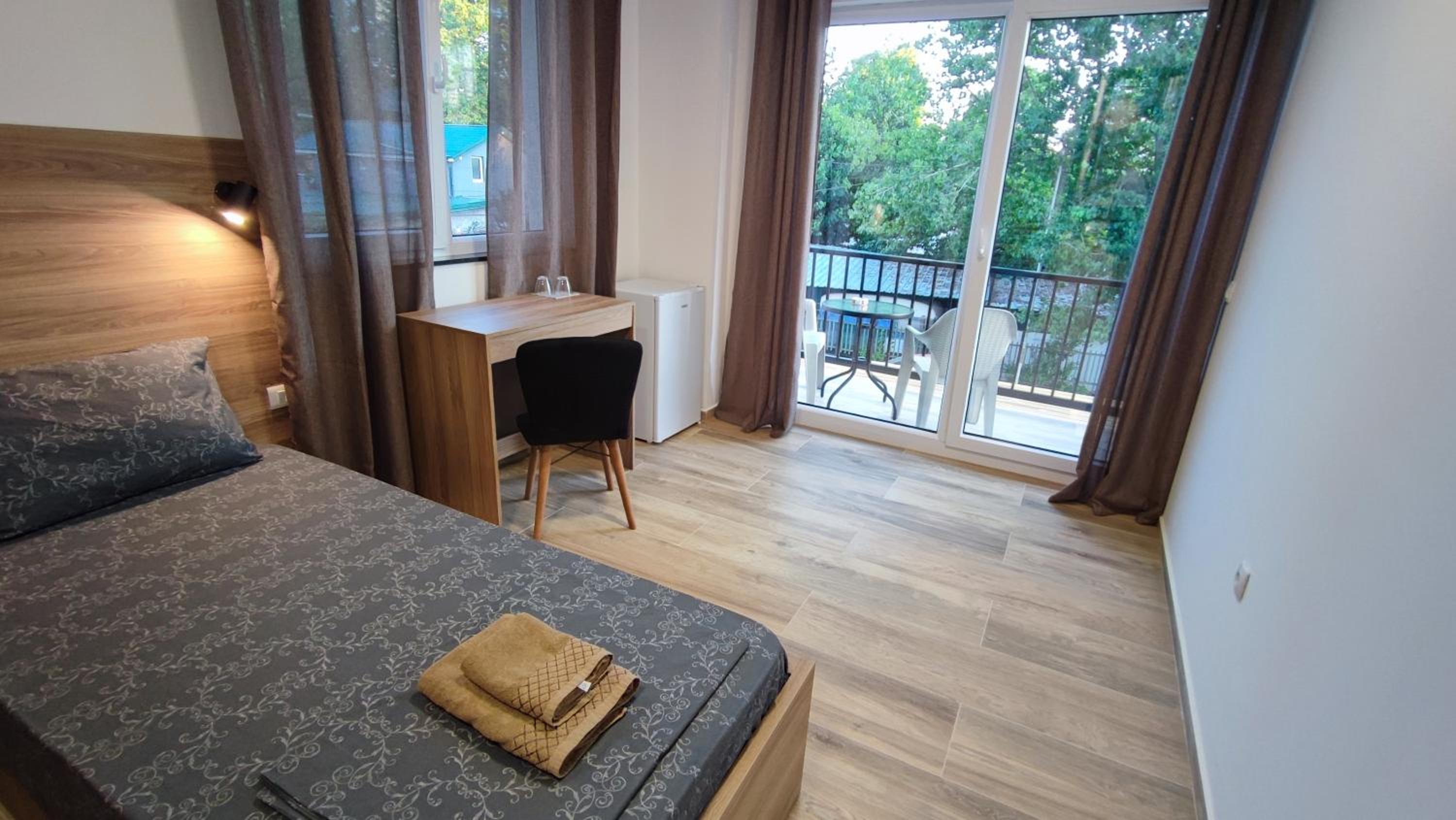 Double or Twin Room - Photo 2