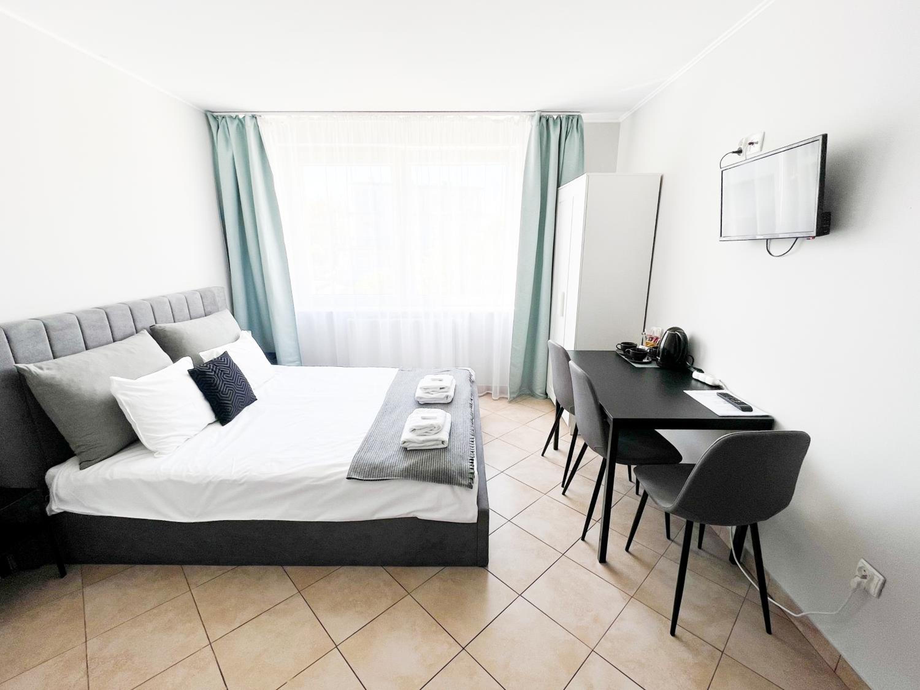 Triple Room with Private Bathroom photo 3