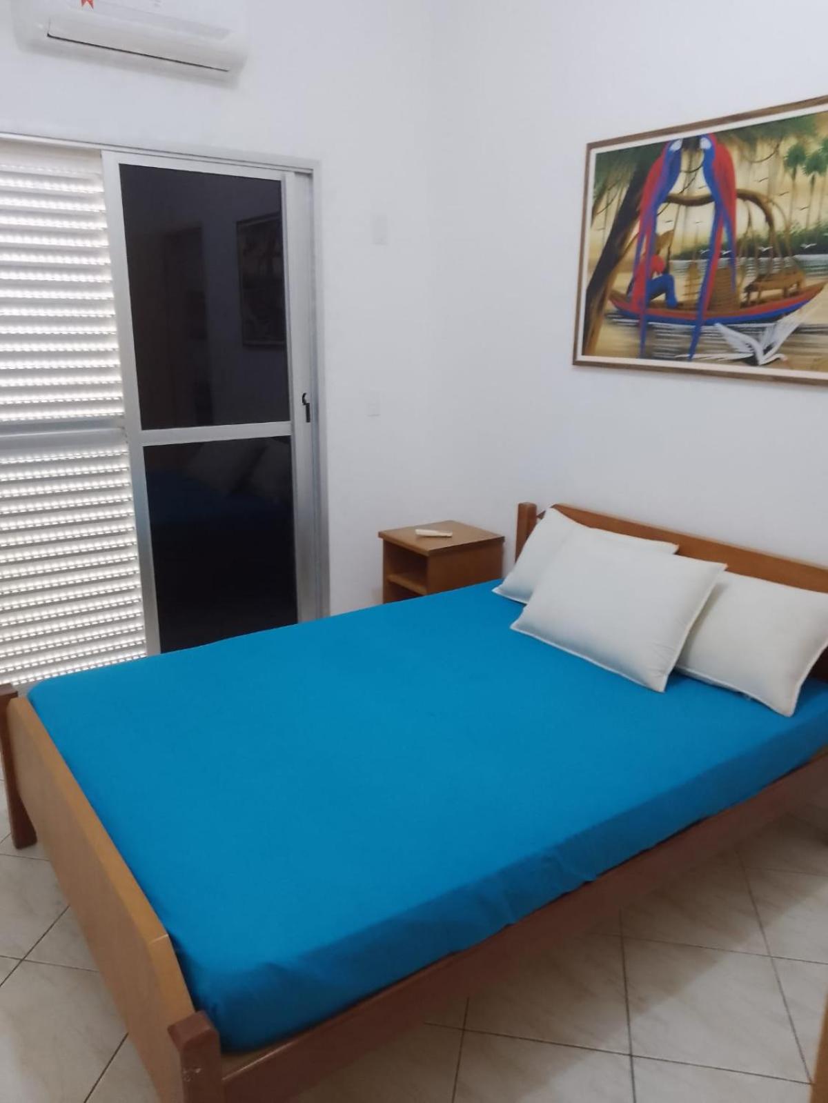 Two-Bedroom Apartment - Photo 2