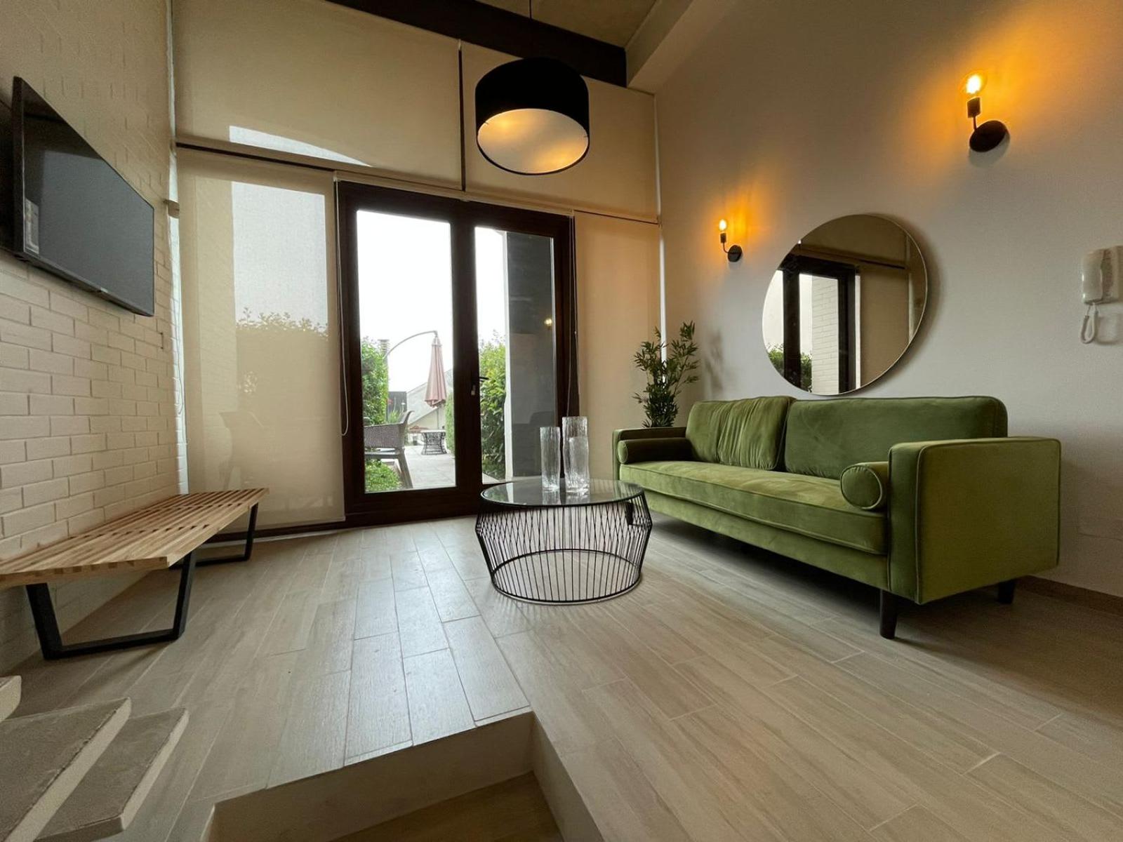 Apartment photo 1